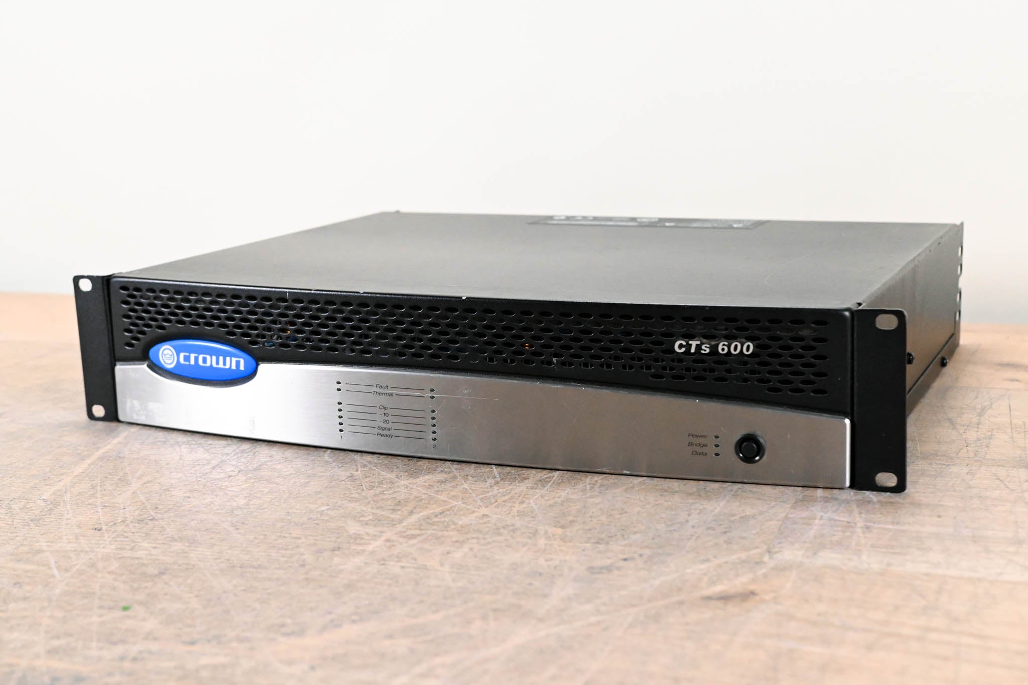Crown CTs 600 Two-Channel 300W Power Amplifier