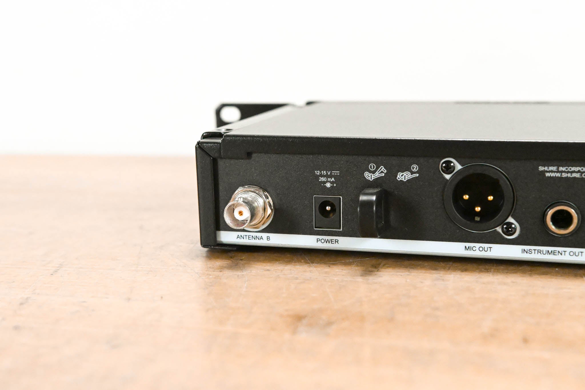 Shure BLX24R/B58 Handheld Wireless System - H10 Band (NO POWER SUPPLY)