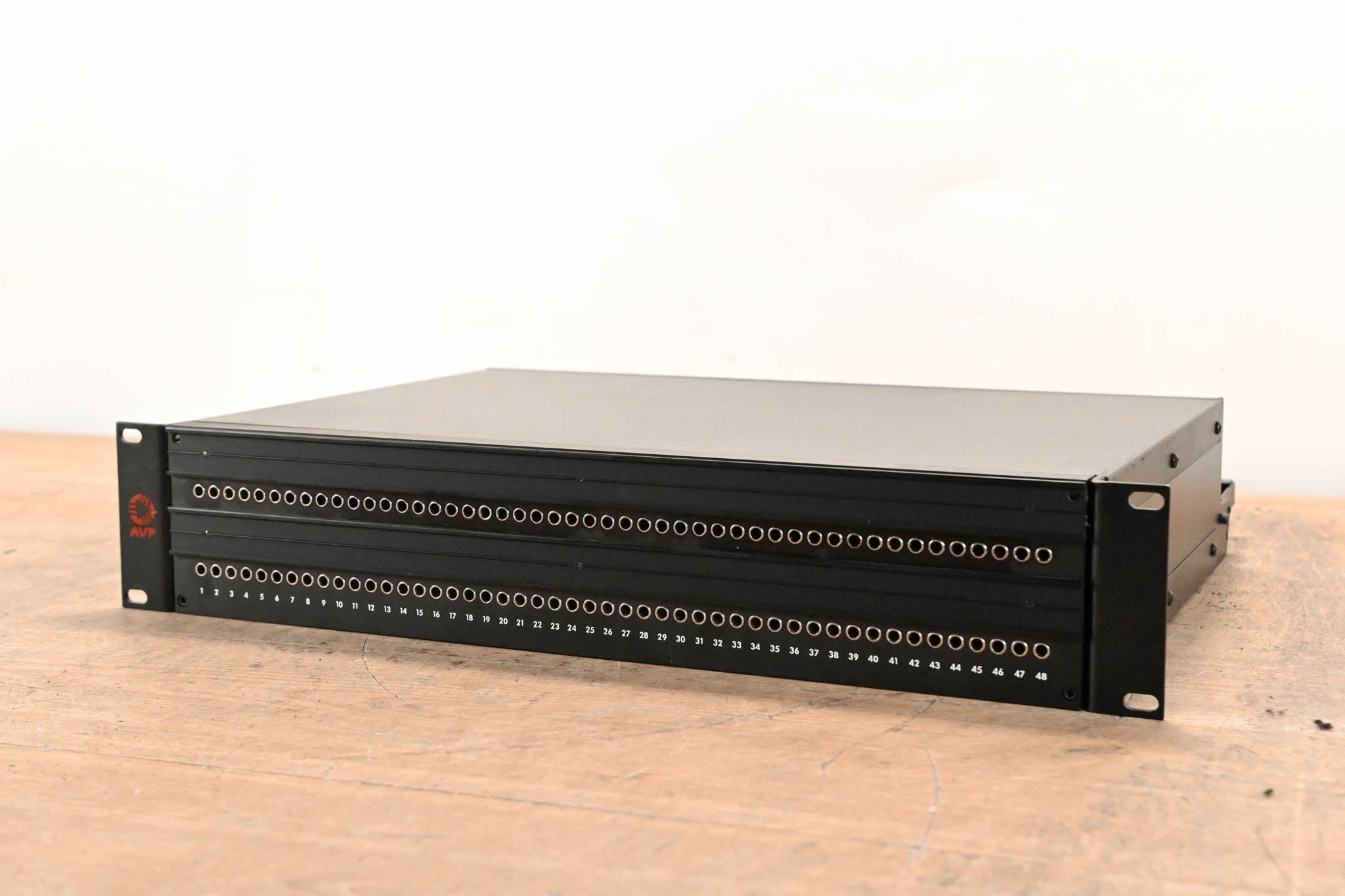 AVP RPT96 Series 2x48 2RU TT Patchbay