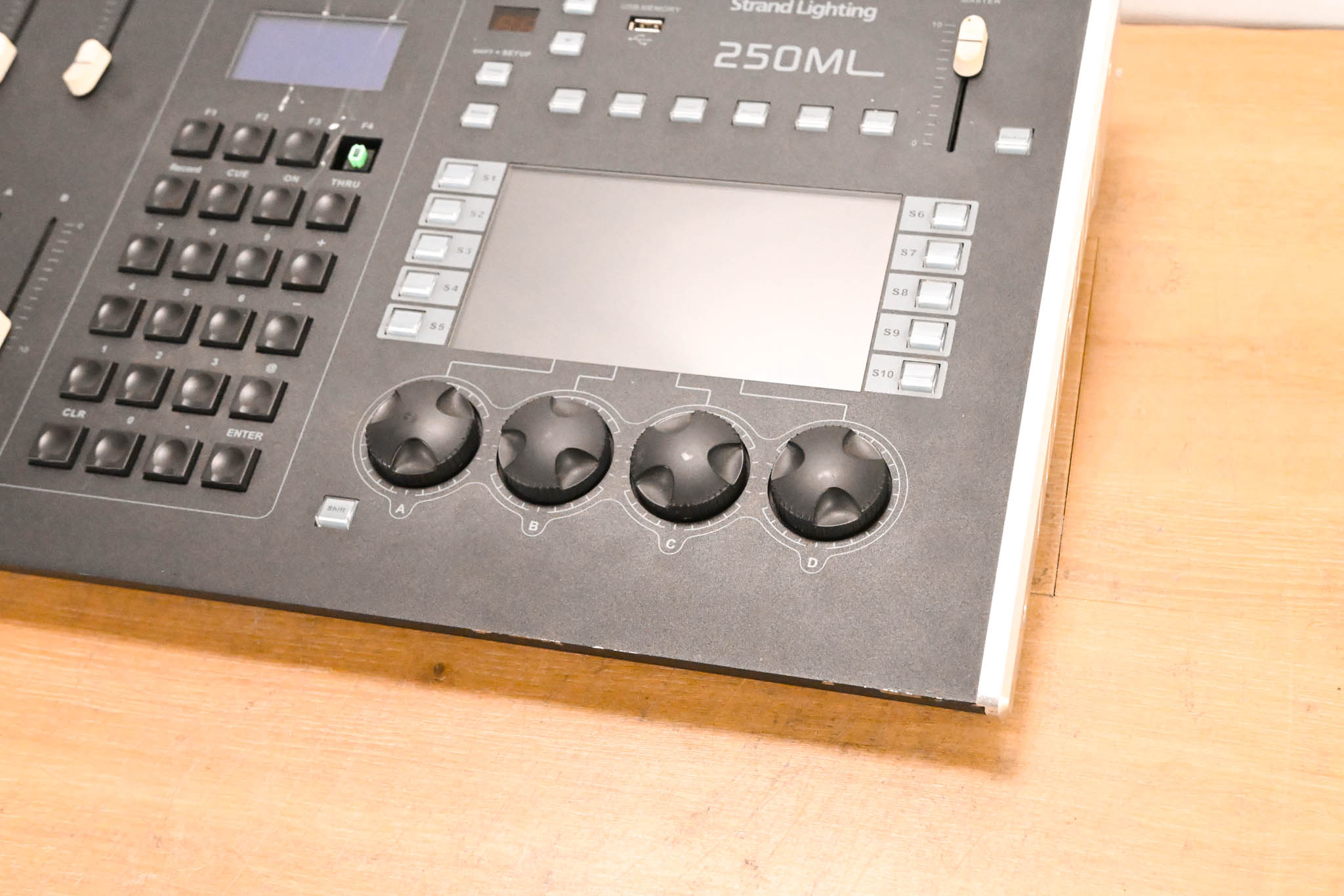 Philips Strand Lighting 250ML Lighting Control Console (NO POWER SUPPLY)
