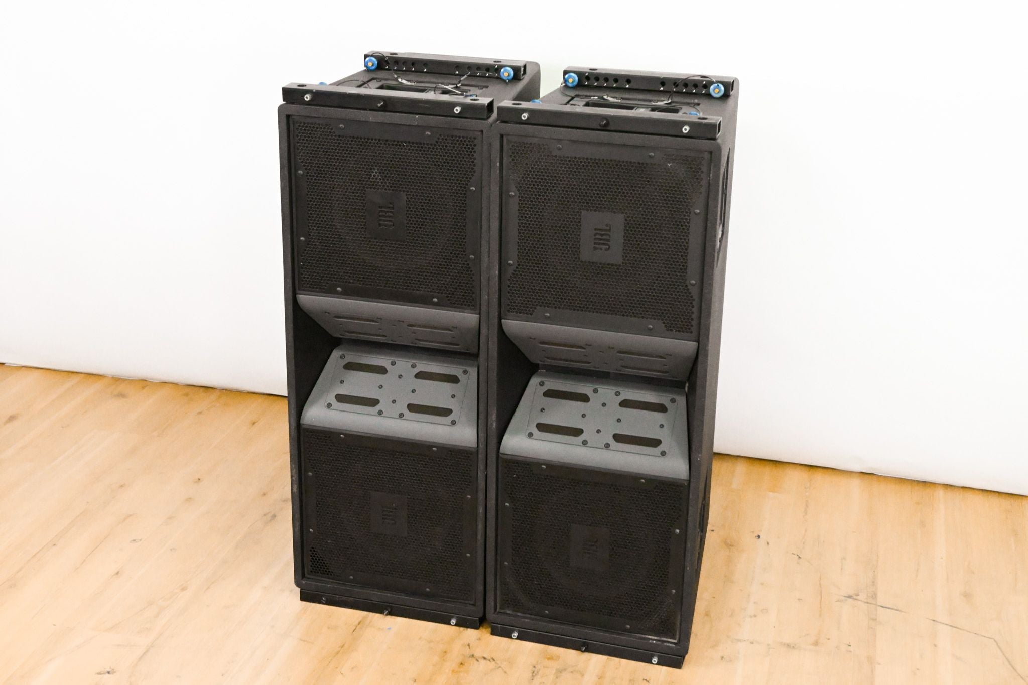 JBL VT4888DP Powered 3-Way Line Array Speaker (PAIR)