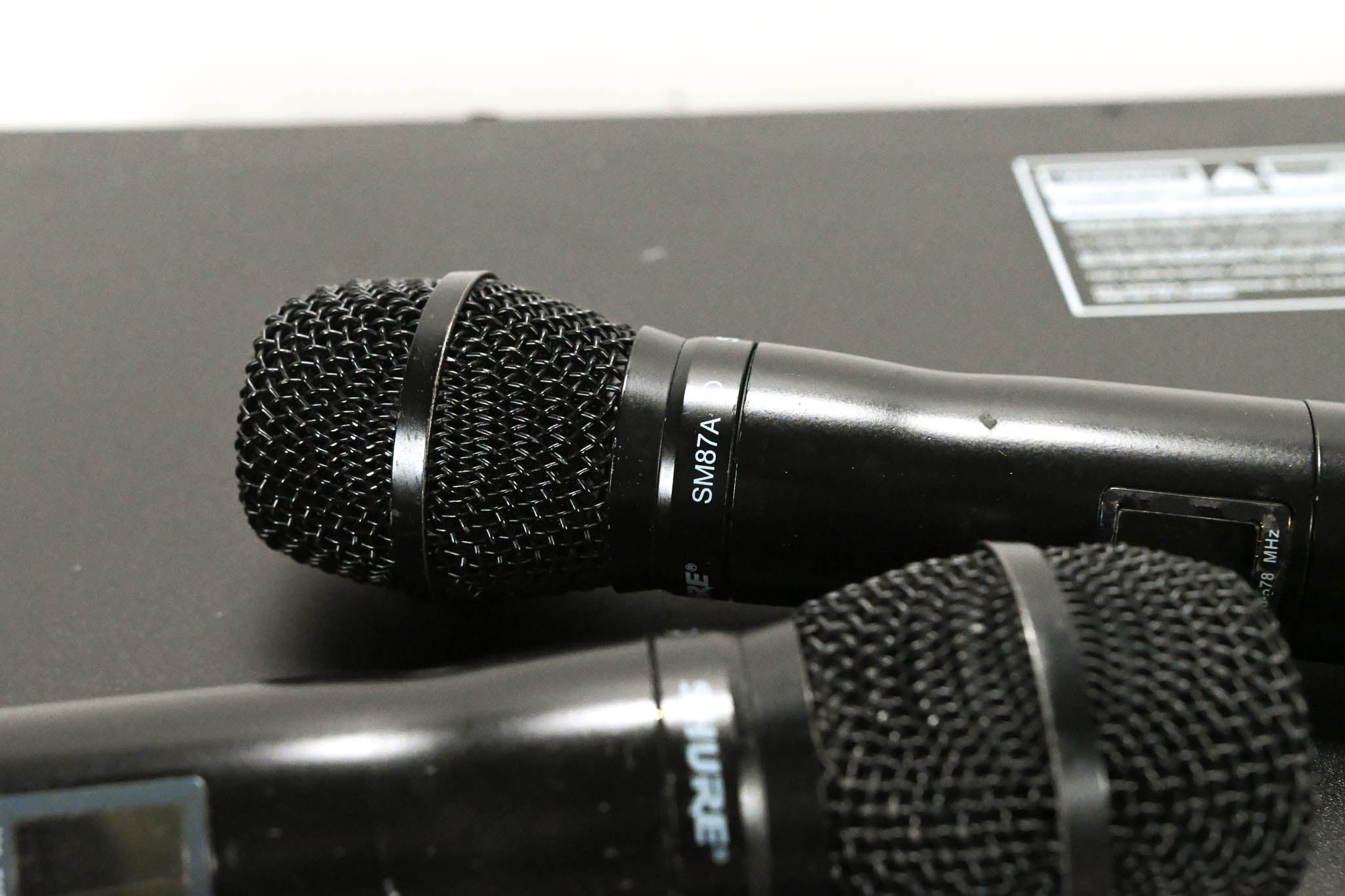 Shure UR4D Wireless Receiver w/ two UR2/SM87A Handheld Transmitters - H4