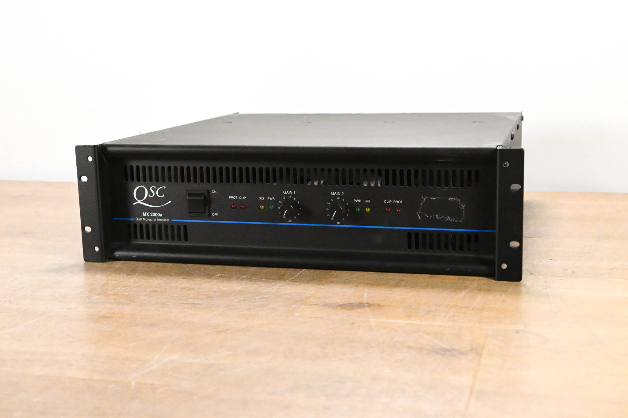 QSC MX 2000a Two-Channel Power Amplifier