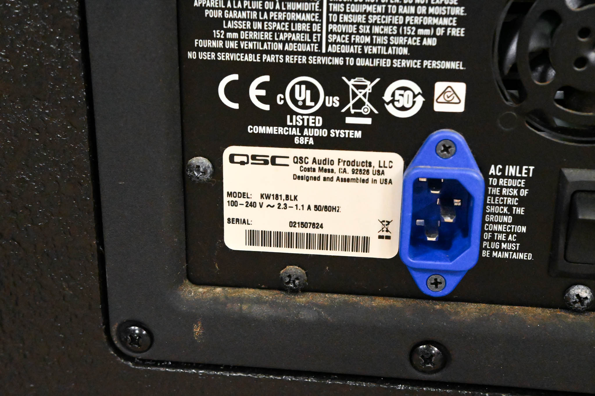 QSC KW181 1000W 18" Powered Subwoofer