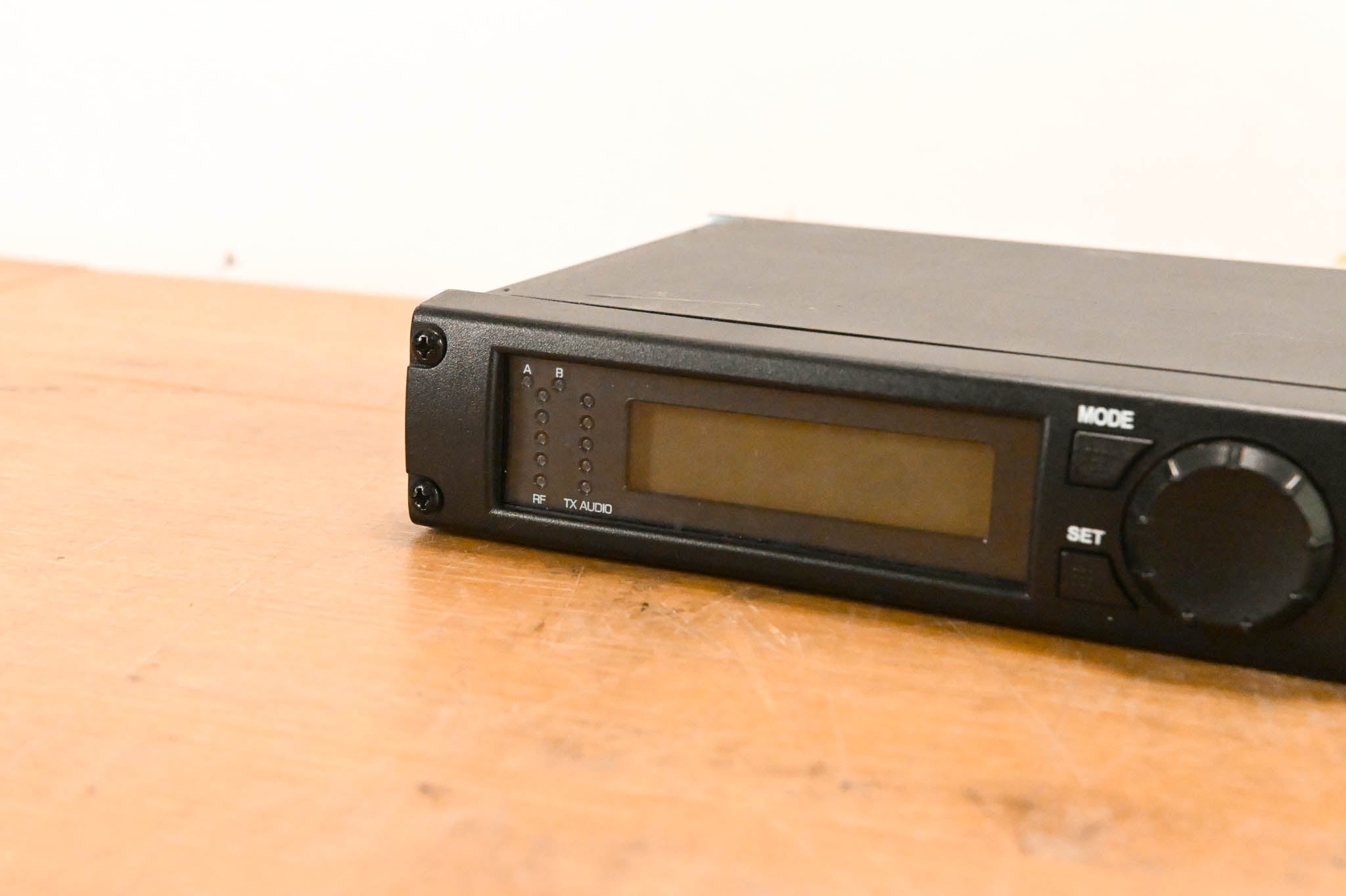 Shure ULXP24/SM86 Handheld Wireless Microphone System 554-590 MHz NO PSU
