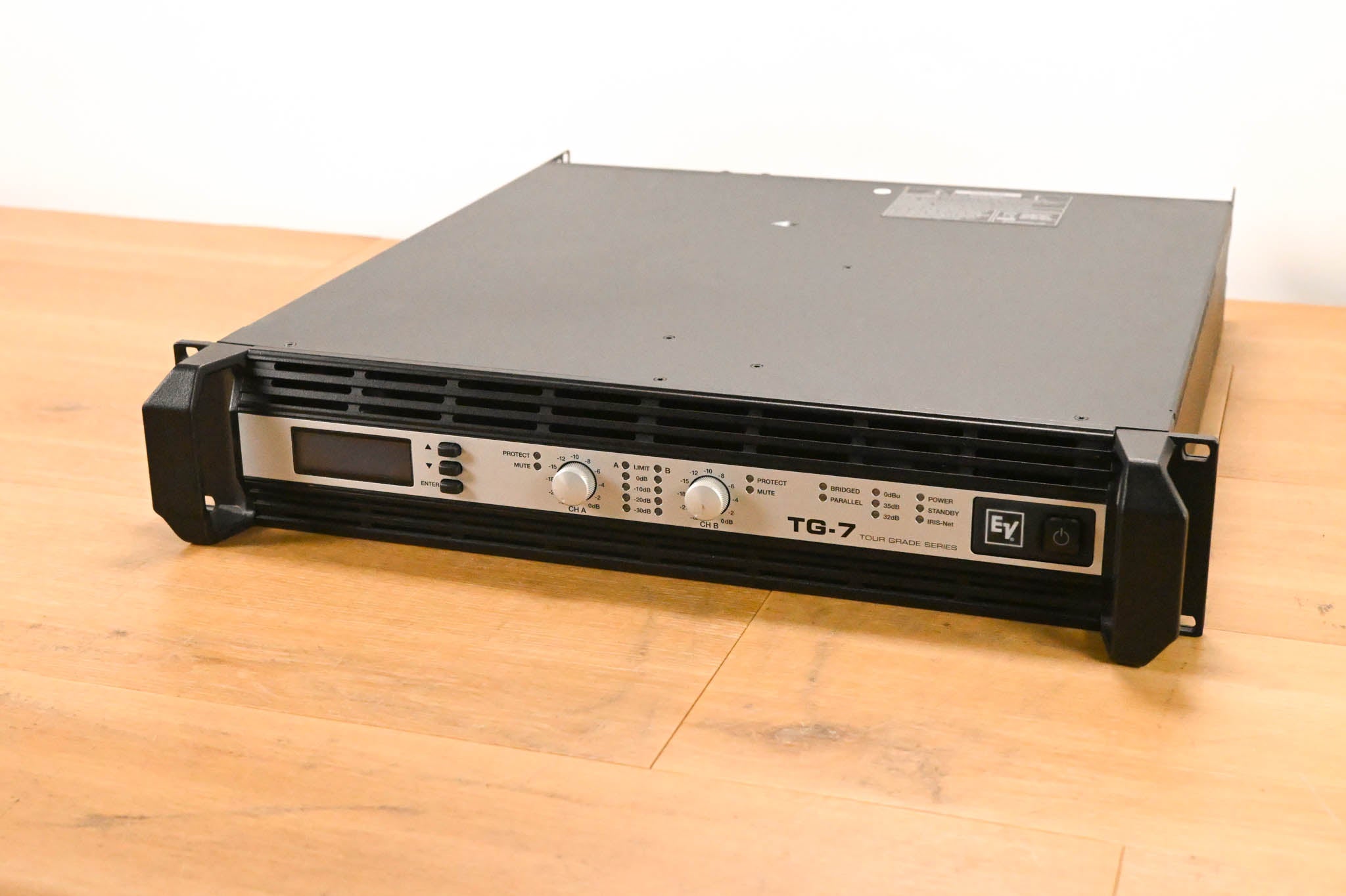 Electro-Voice (EV) TG-7 Tour-Grade Stereo Power Amplifier