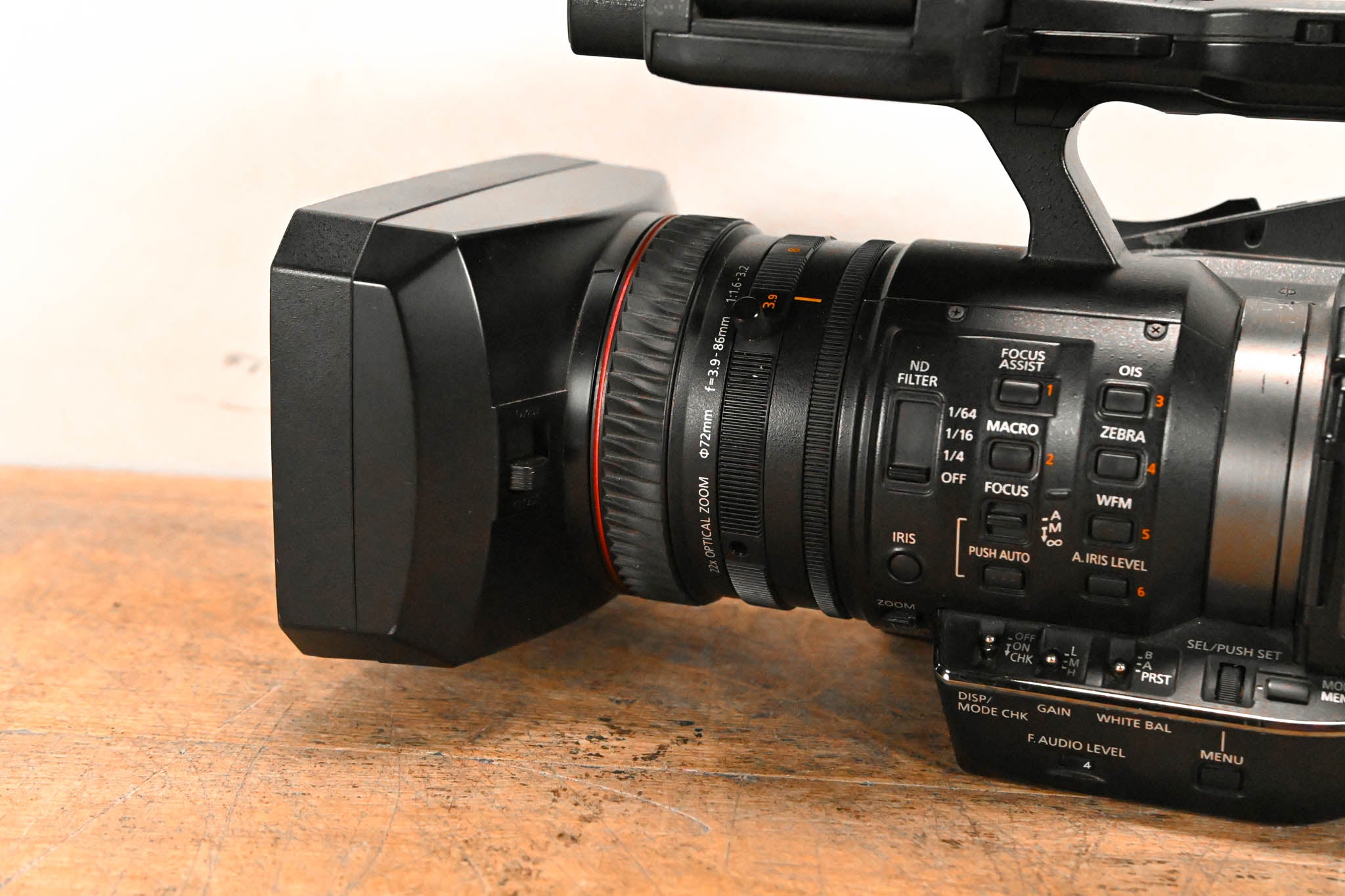 Panasonic AJ-PX270 microP2 AVC-ULTRA Handheld HD Camcorder