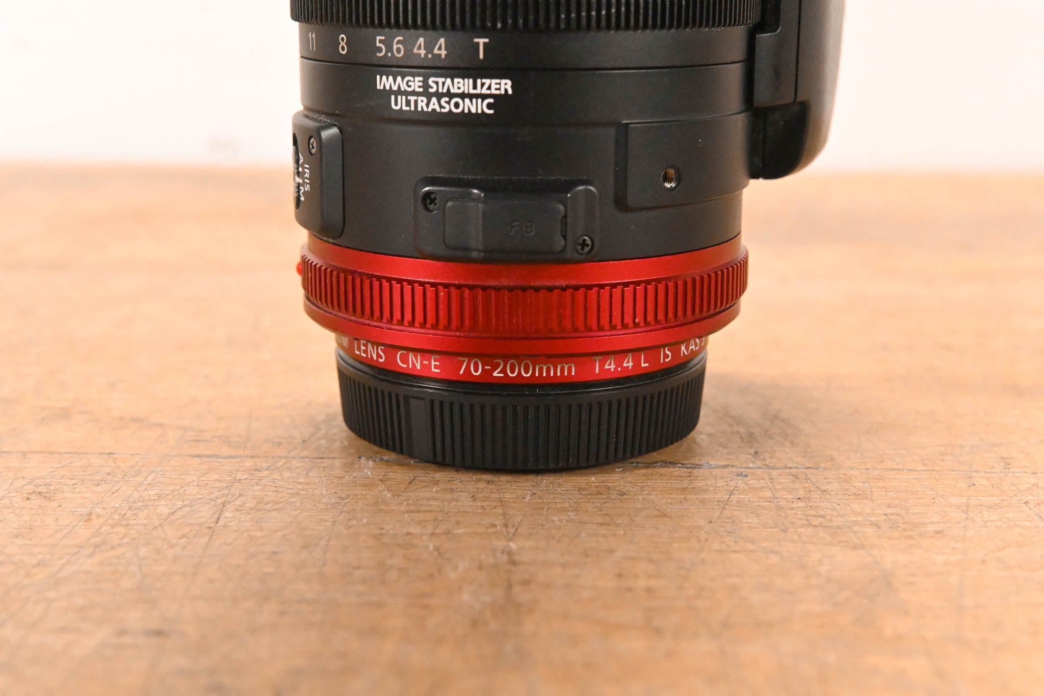 Canon CN-E 70-200mm T4.4 Compact-Servo Cine Zoom Lens (EF Mount)