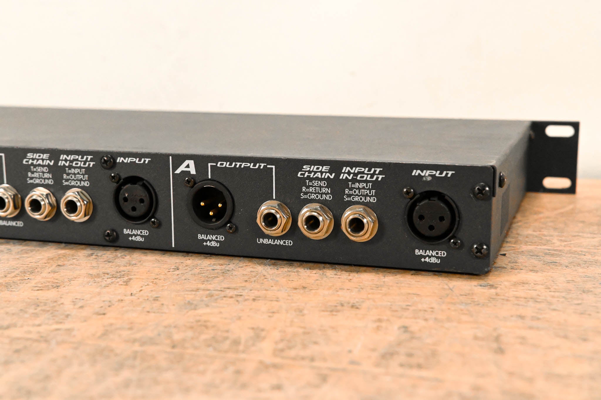 Peavey CEL 2 2-Channel Compressor/Expander/Limiter