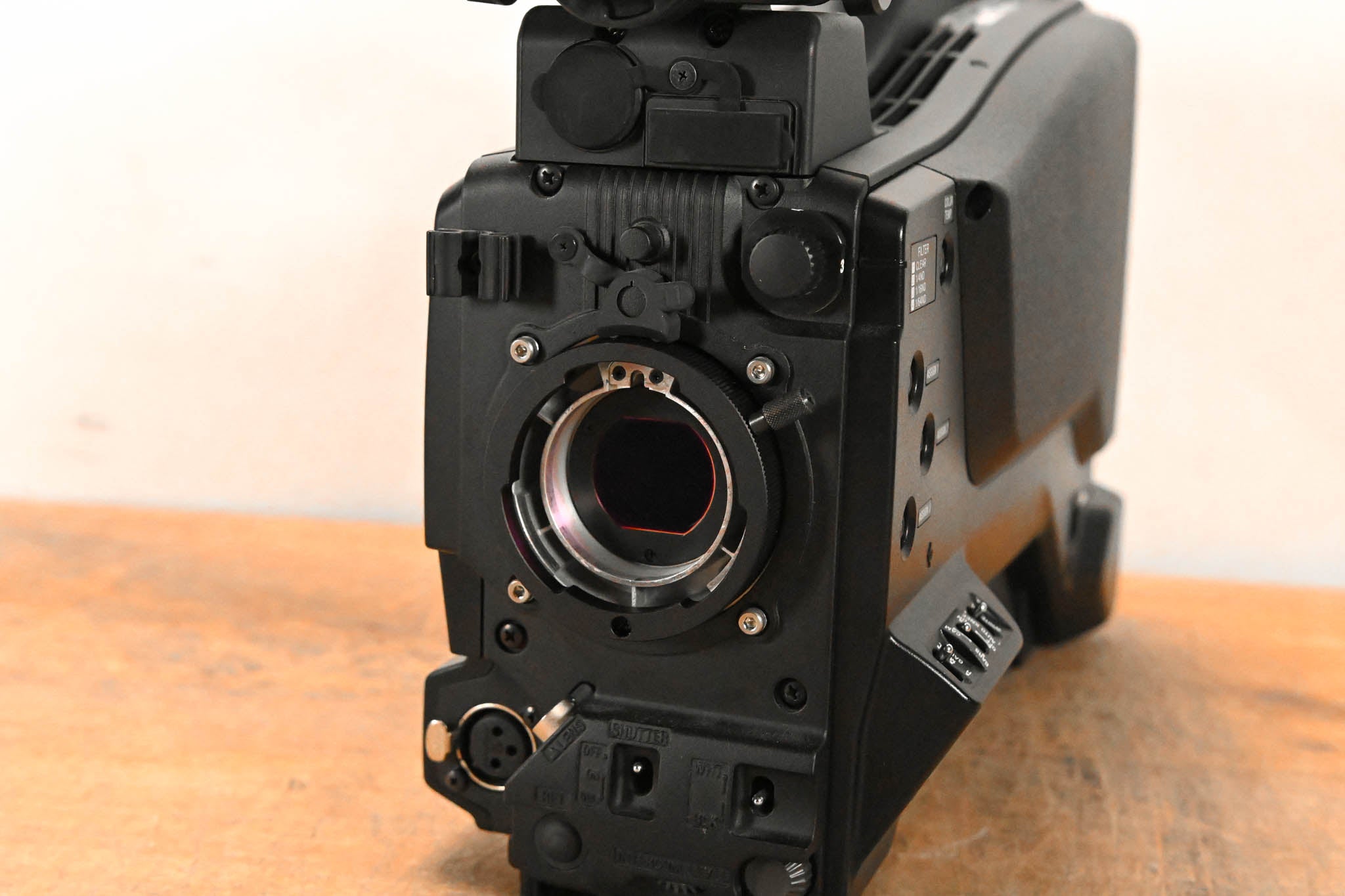 Sony HXC-D70 HD/SD Studio Camera