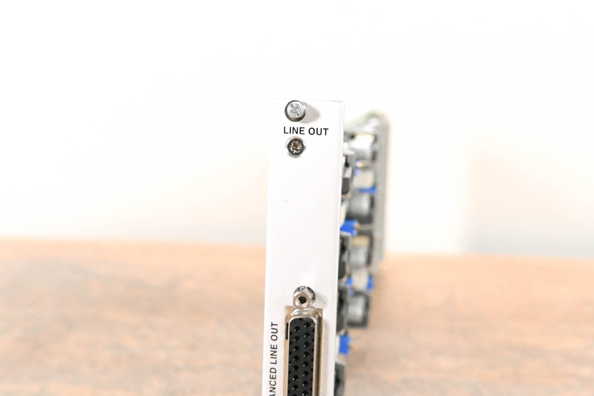 Studer 8-Channel Analog Line Out Card for D21m & D23m Modular I/O System