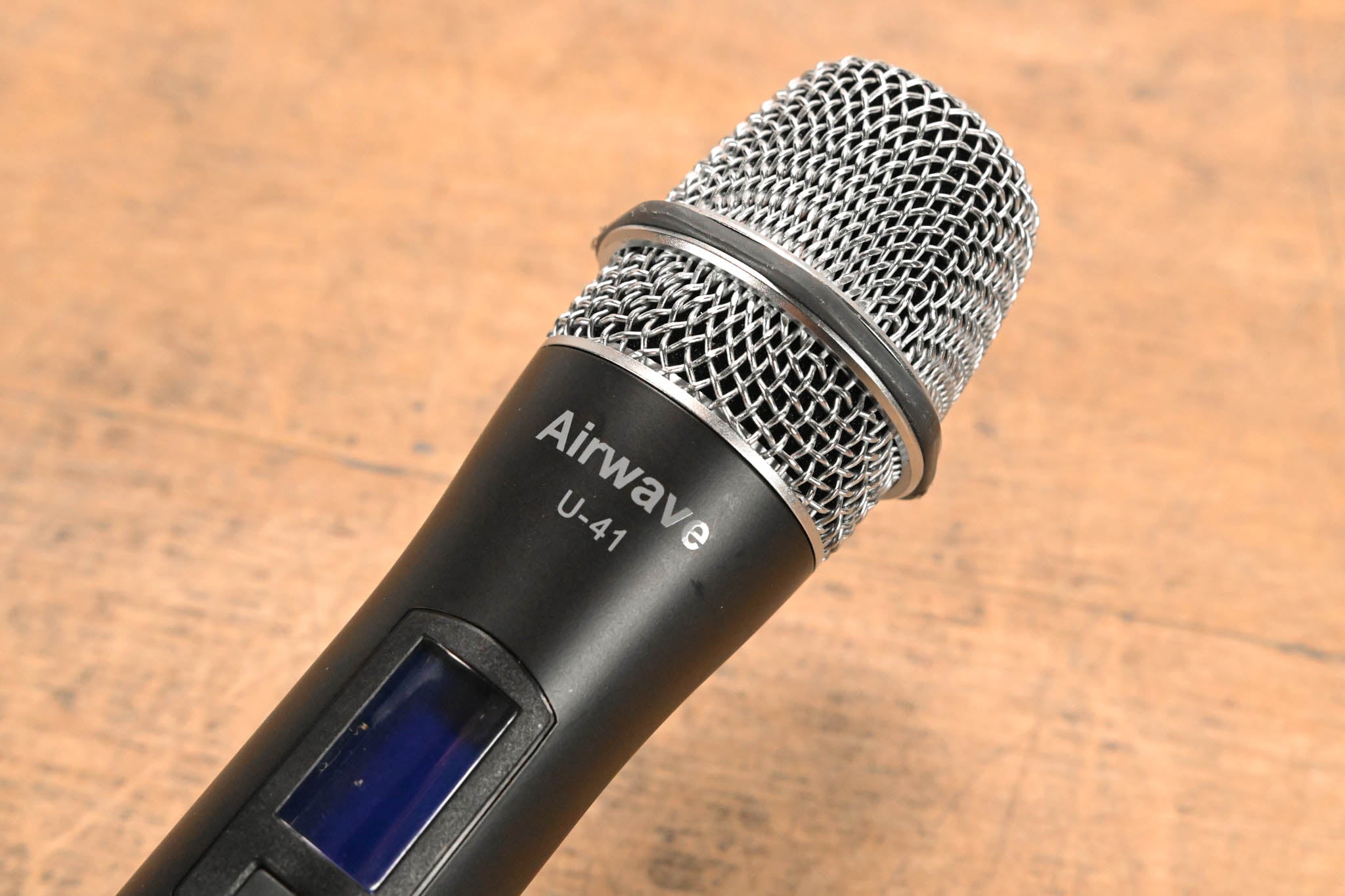 Airwave Technologies U-41 Handheld Transmitter Microphone - 514-542 MHz