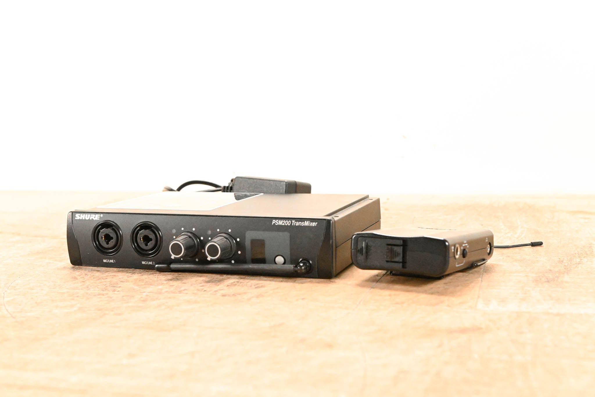 Shure PSM200 In-Ear Personal Monitoring System - H2 Band: 518-554 MHz