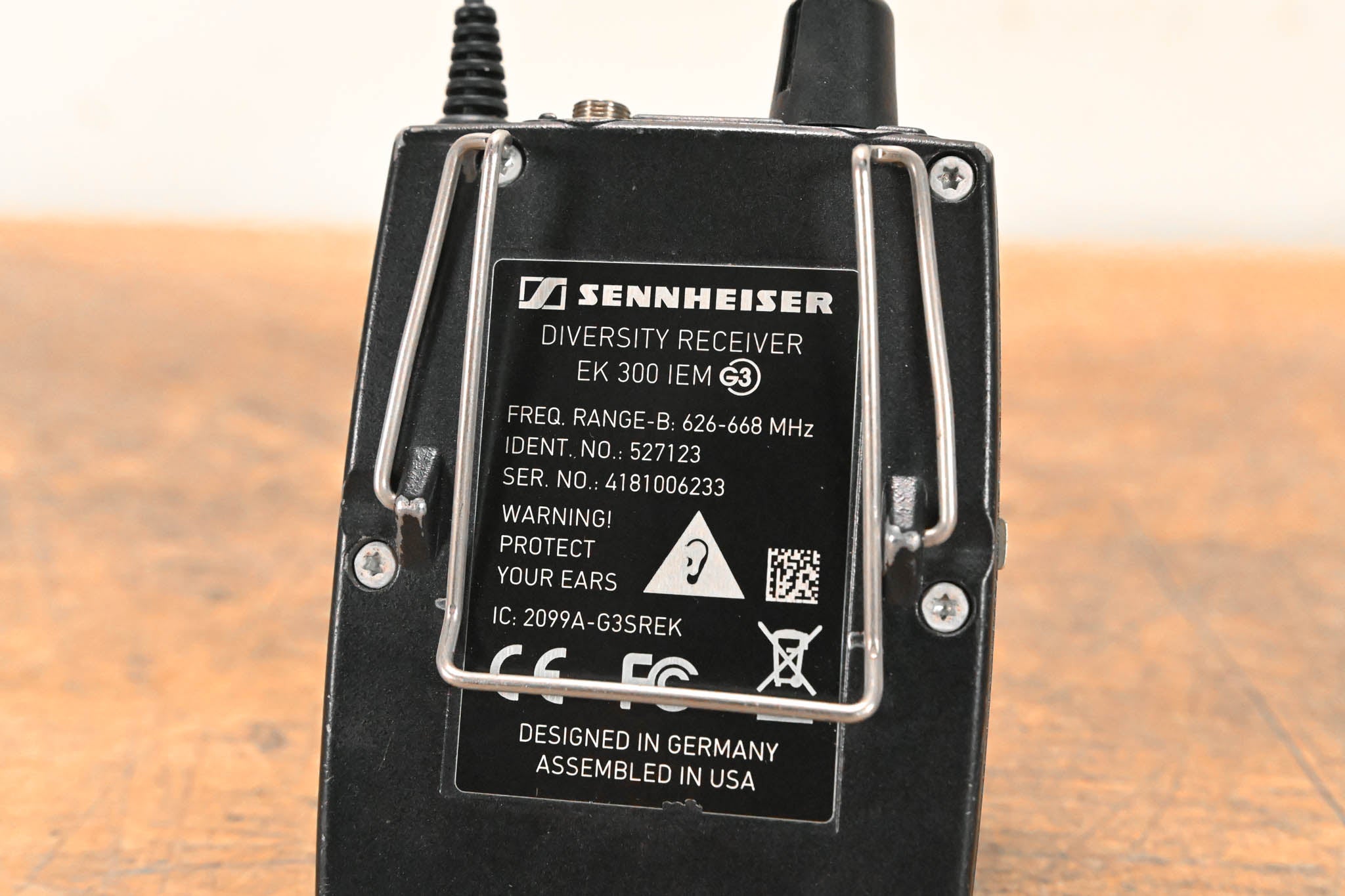 Sennheiser ew 300 IEM G3 Wireless In-Ear Monitoring System - 626-668 MHz