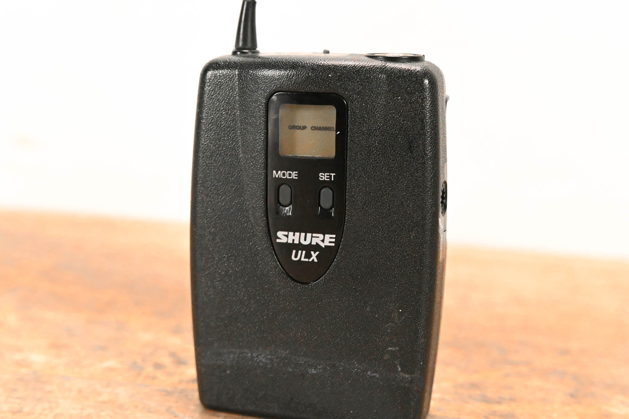 Shure ULXS14 Bodypack Wireless System - J1 Band (NO POWER SUPPLY)