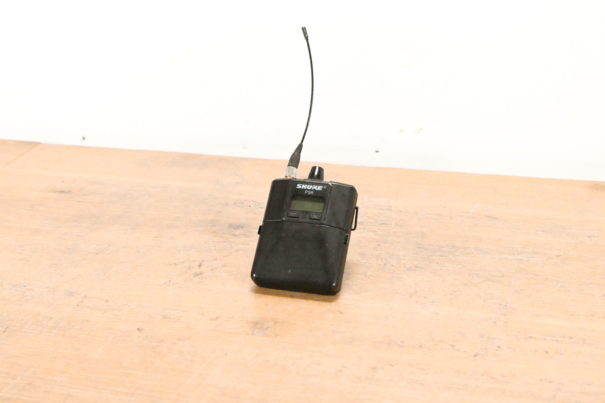 Shure PSM 900 Wireless IEM System L6 Band: 656-692 MHz (NO POWER SUPPLY)
