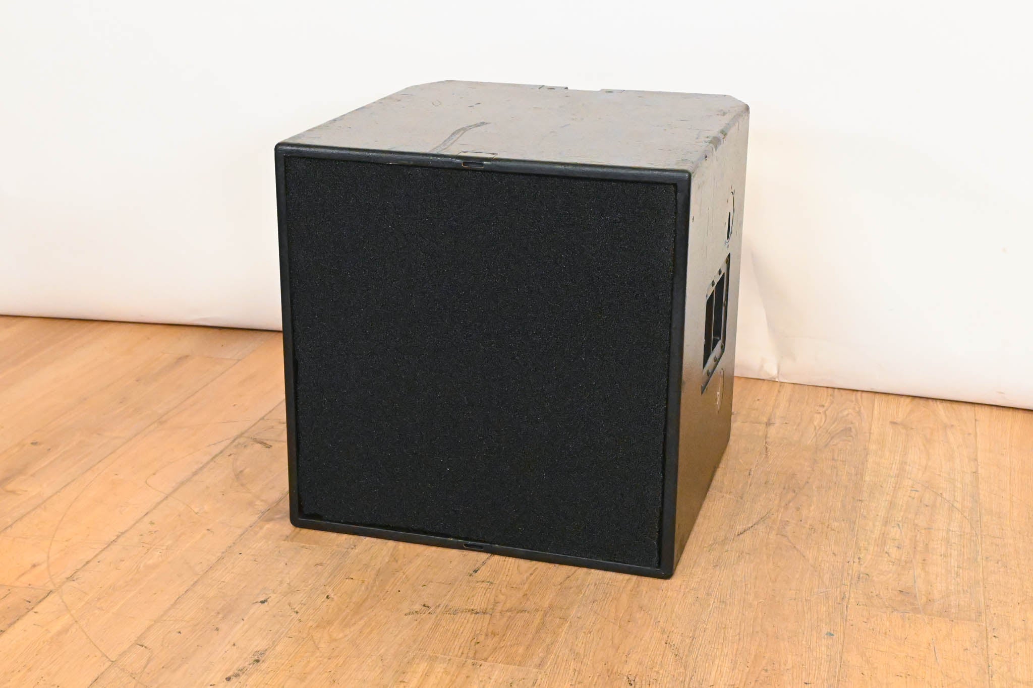 d&b audiotechnik C7-TOP Full Range Passive Loudspeaker