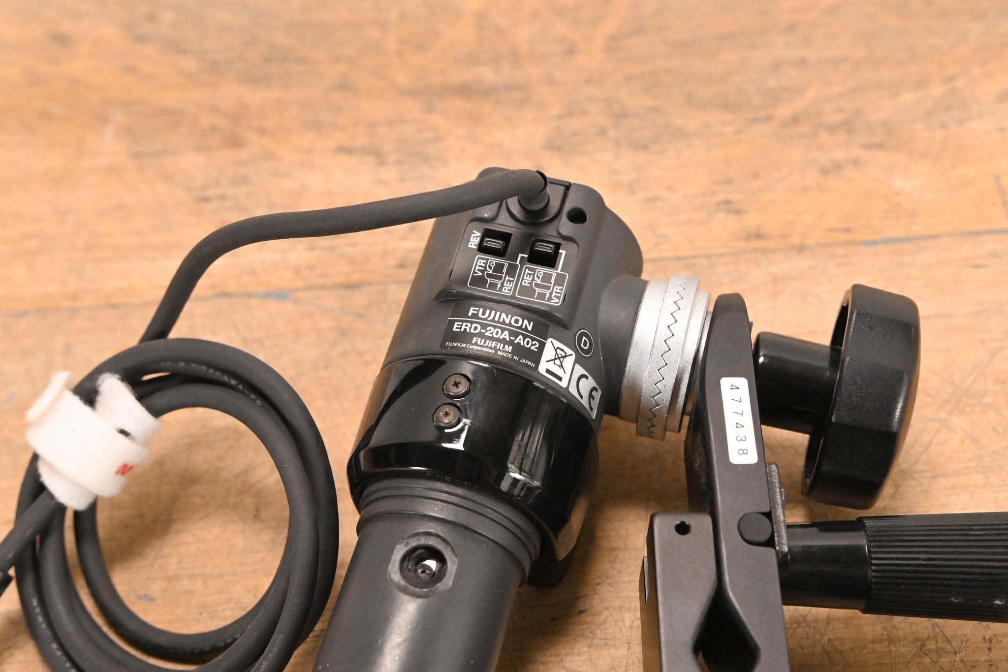 Fujinon ERD-20A-A02 Zoom Demand with MCA-7 Mounting Clamp