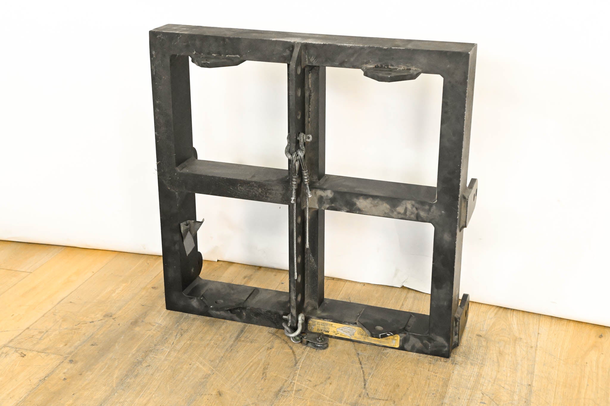 EAW KF730P/SB730P Fly-Bar