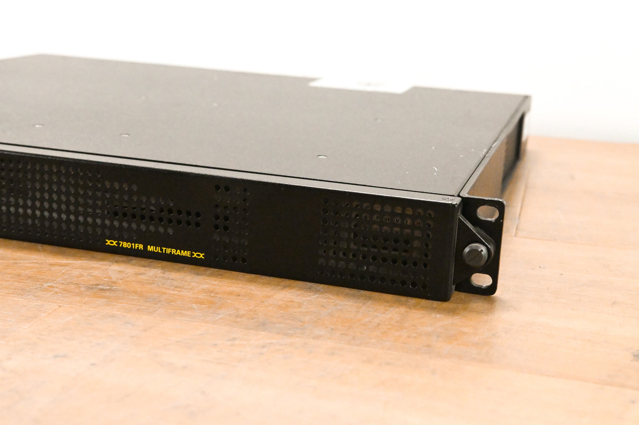 Evertz 7801FR 1RU Rack-Mountable Multiframe with Cards