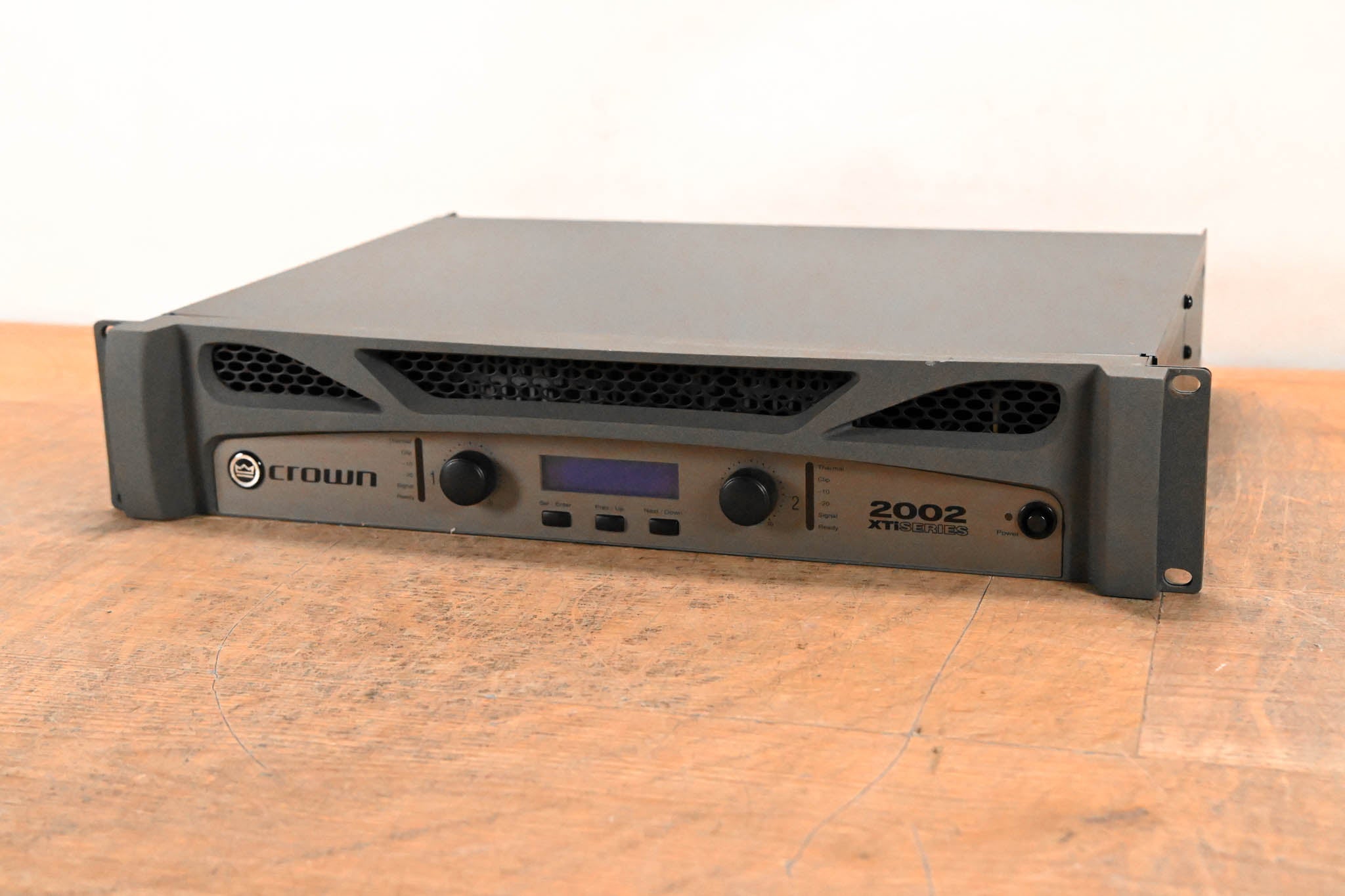 Crown XTi 2002 2-Channel Power Amplifier