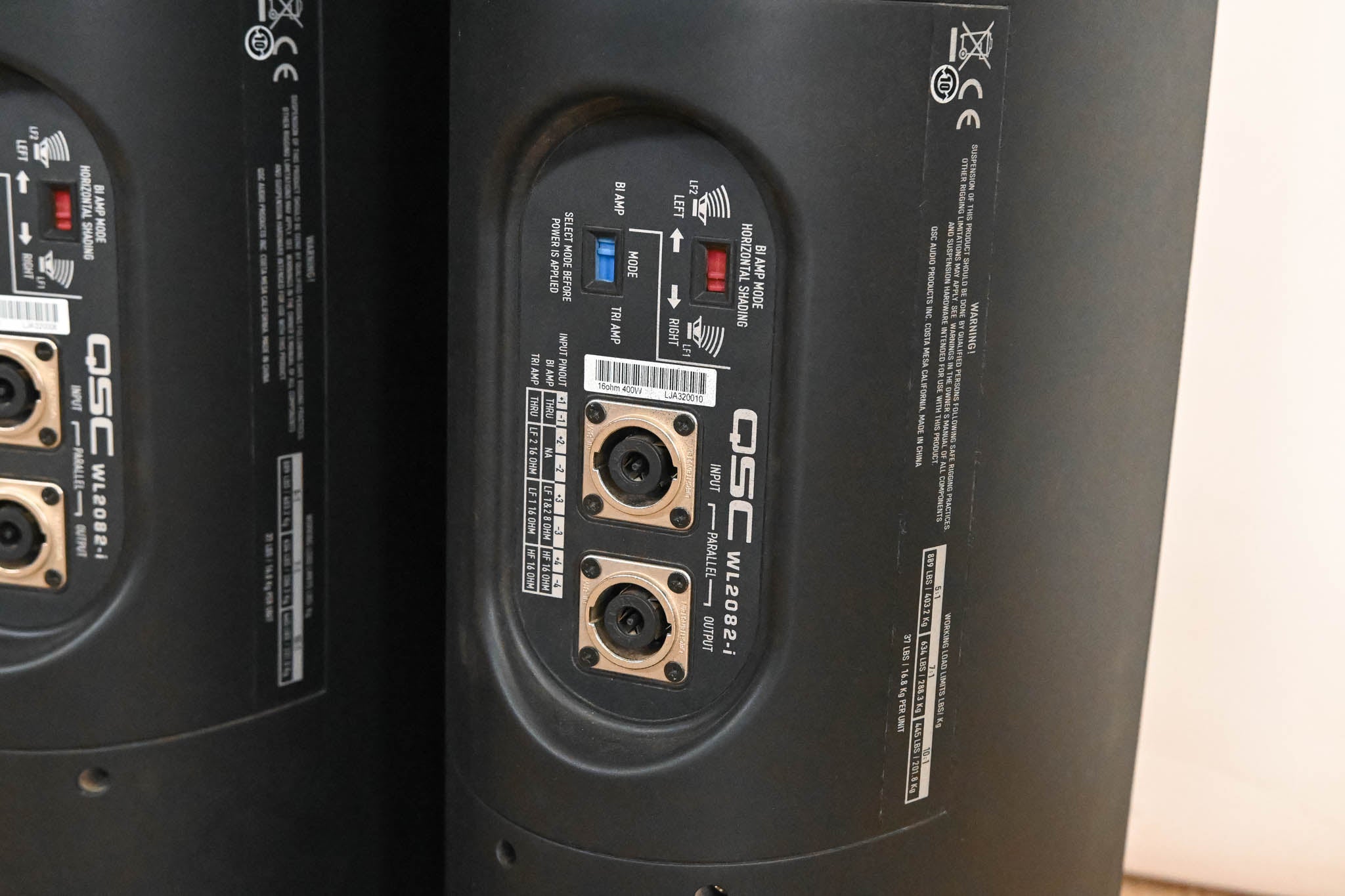 QSC WL2082-i Installation Line Array Loudspeaker (PAIR)