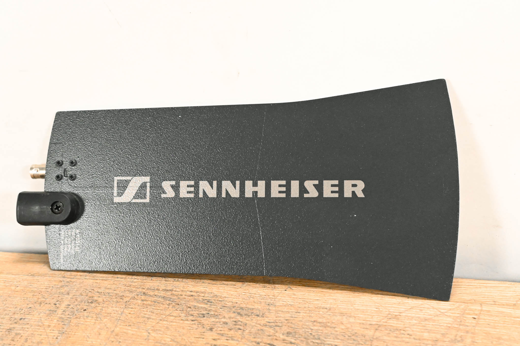 Sennheiser A 1031-U Omnidirectional UHF Antenna