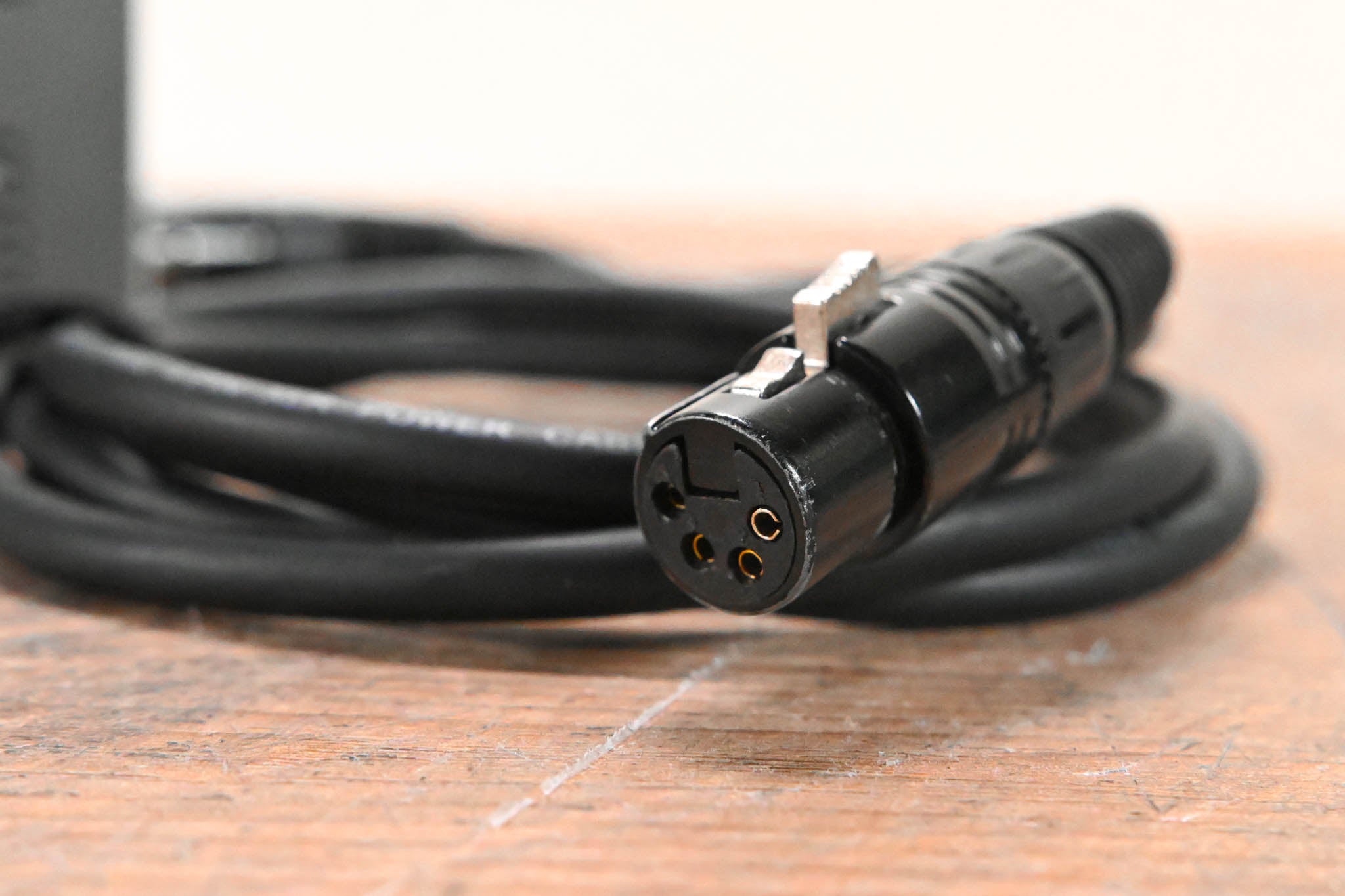 IDX System Technology IA-70a Single-Channel DC Power Supply