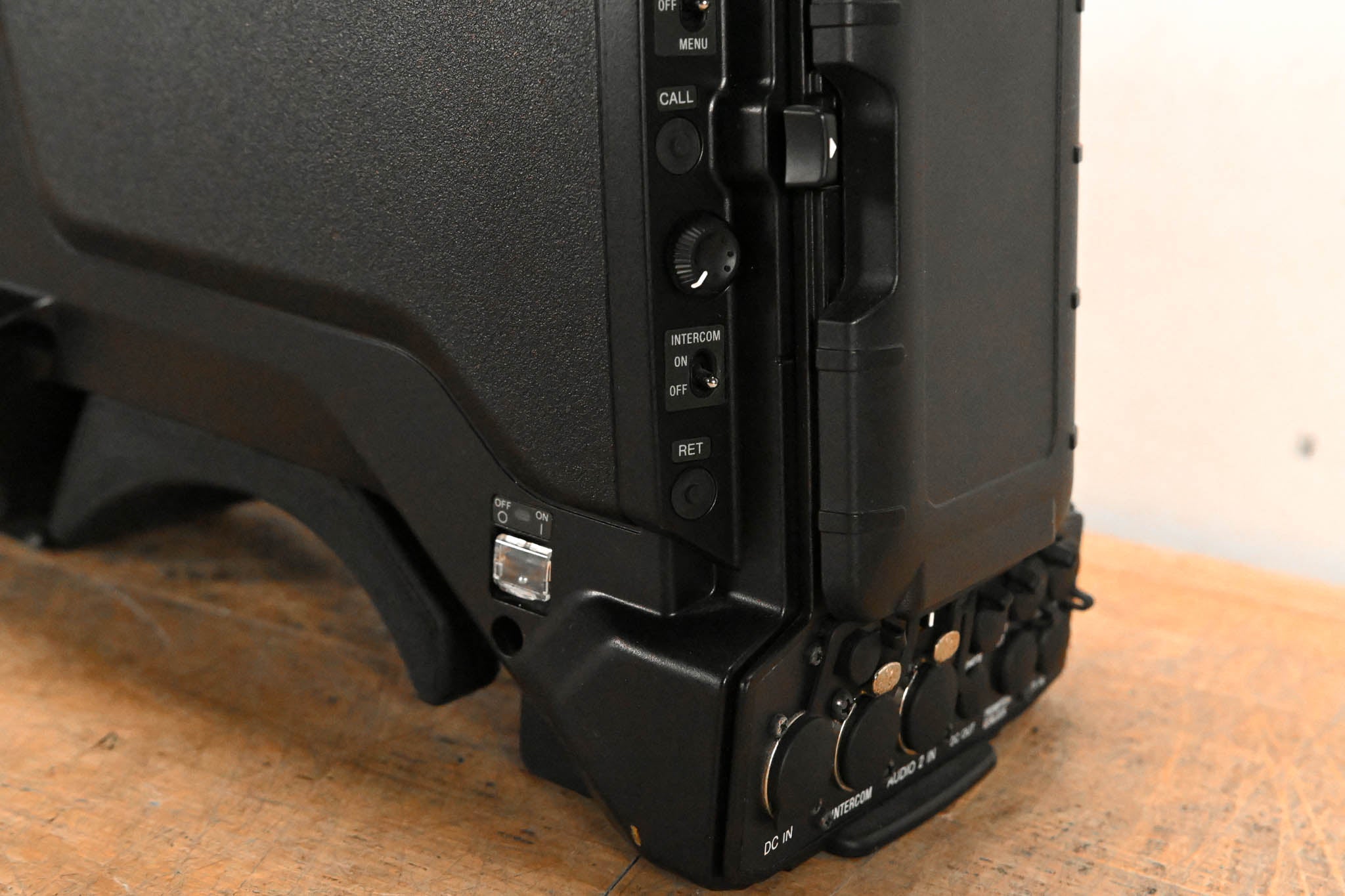 Sony HXC-D70 HD/SD Studio Camera