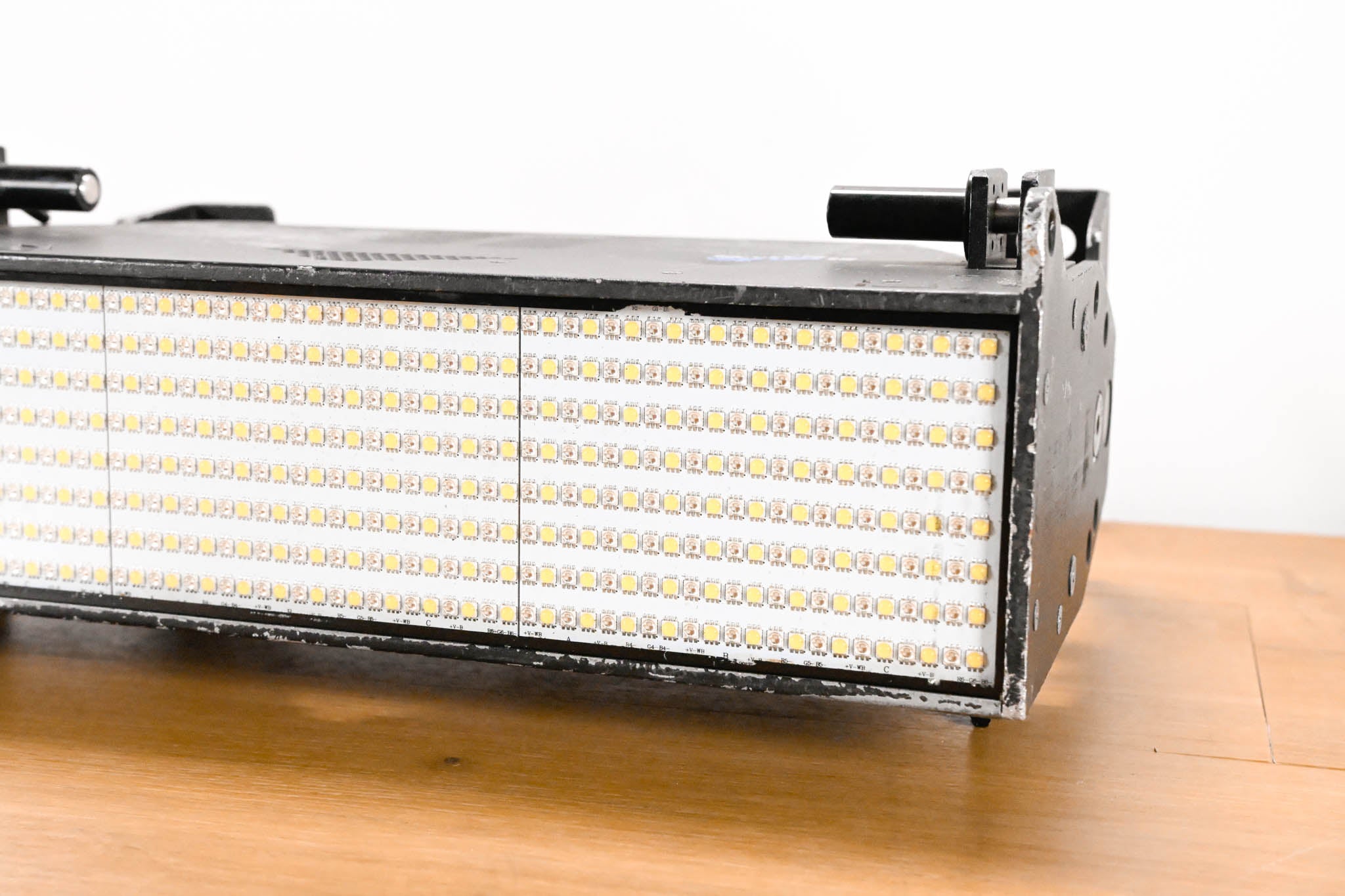 Philips Showline SL Nitro 510C RGBW LED Strobe Light