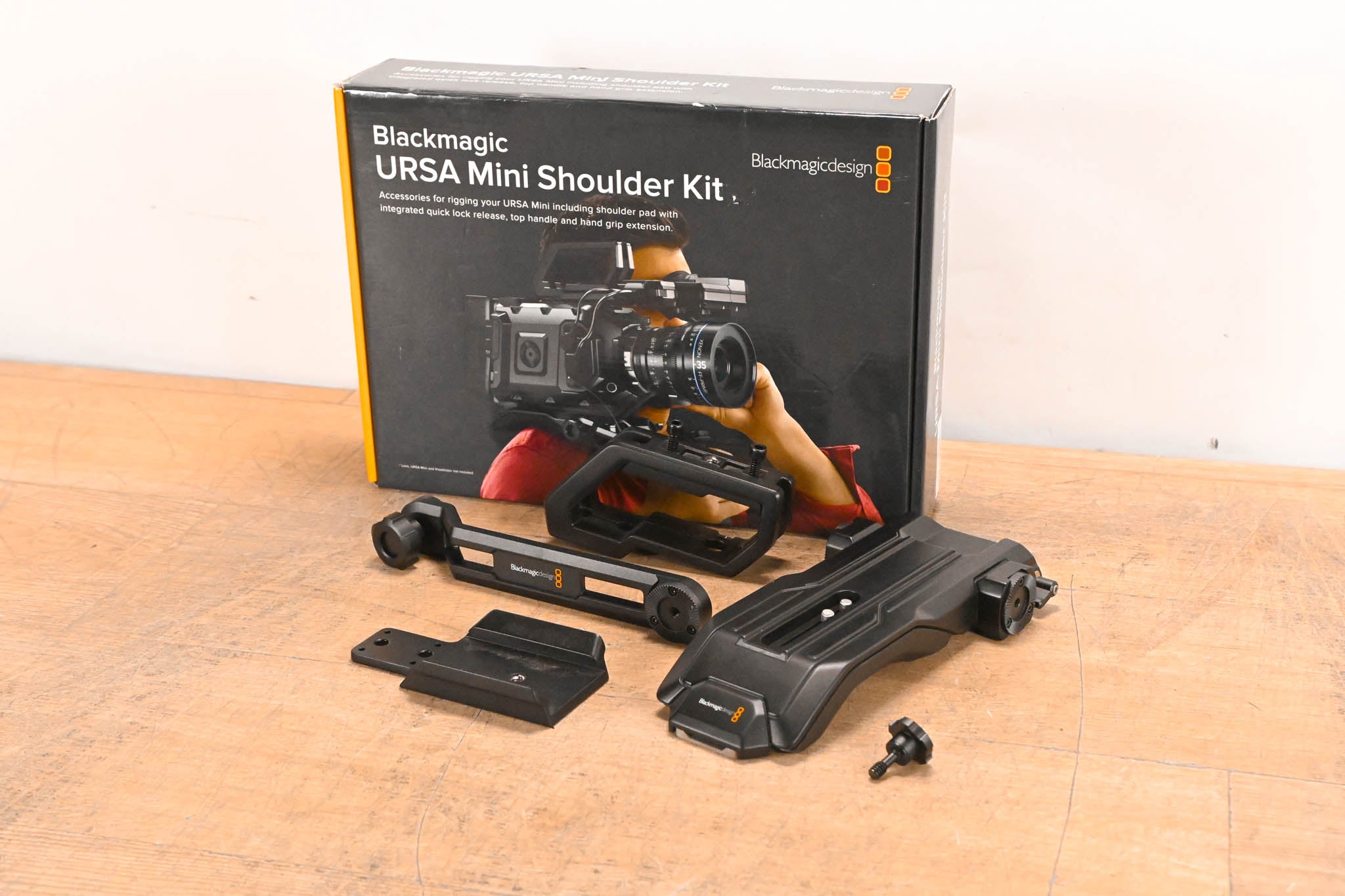 Blackmagic Design URSA Mini Shoulder Kit