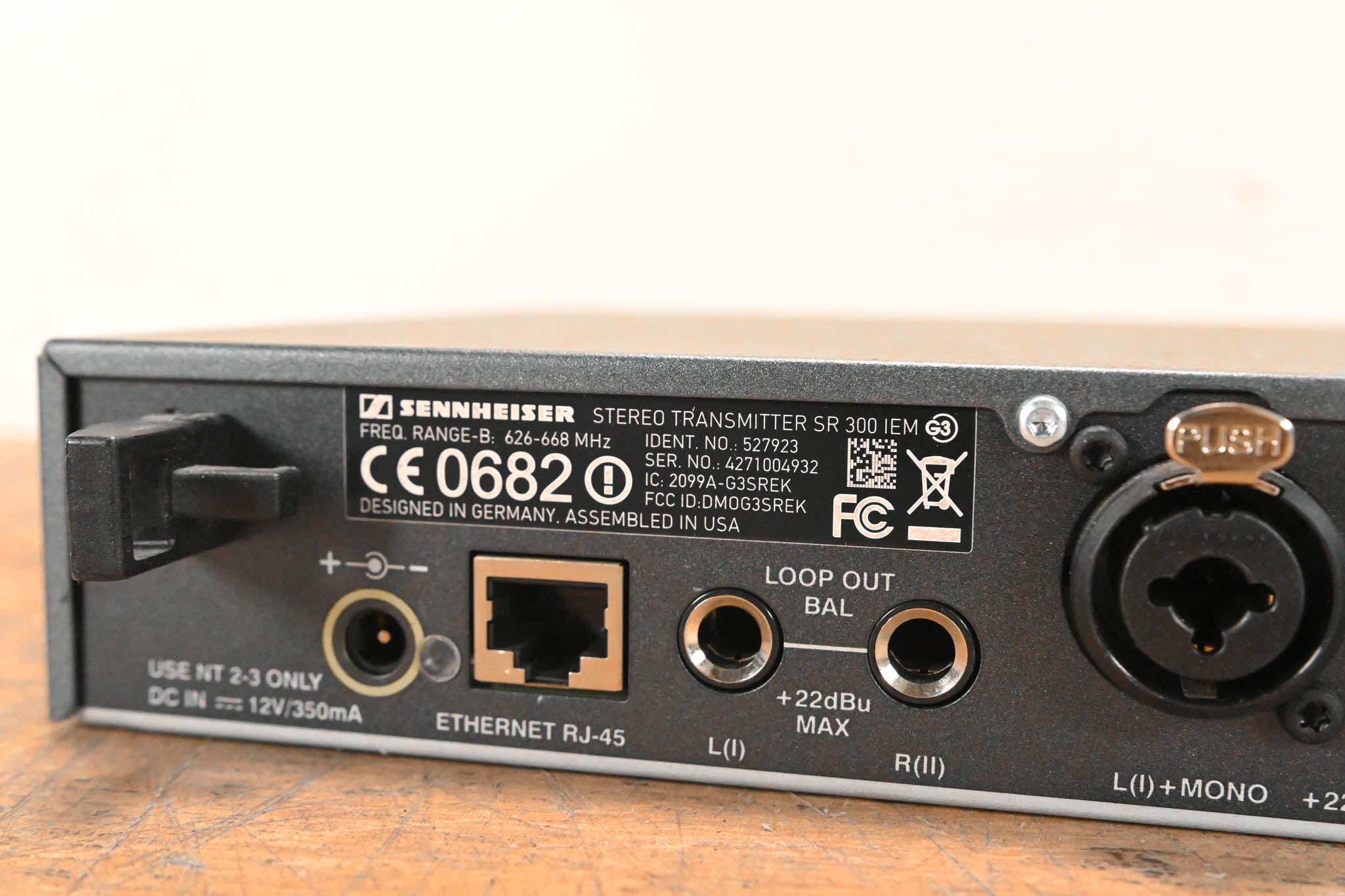 Sennheiser ew 300 IEM G3 Wireless In-Ear Monitoring System - 626-668 MHz