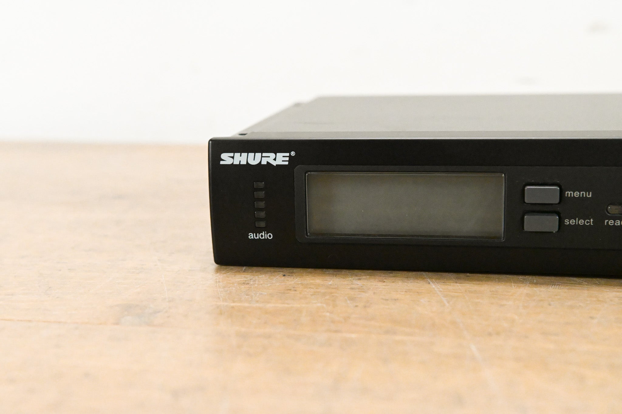 Shure SLX4 Wireless Receiver - G4 Band: 470-494 MHz (NO POWER SUPPLY)