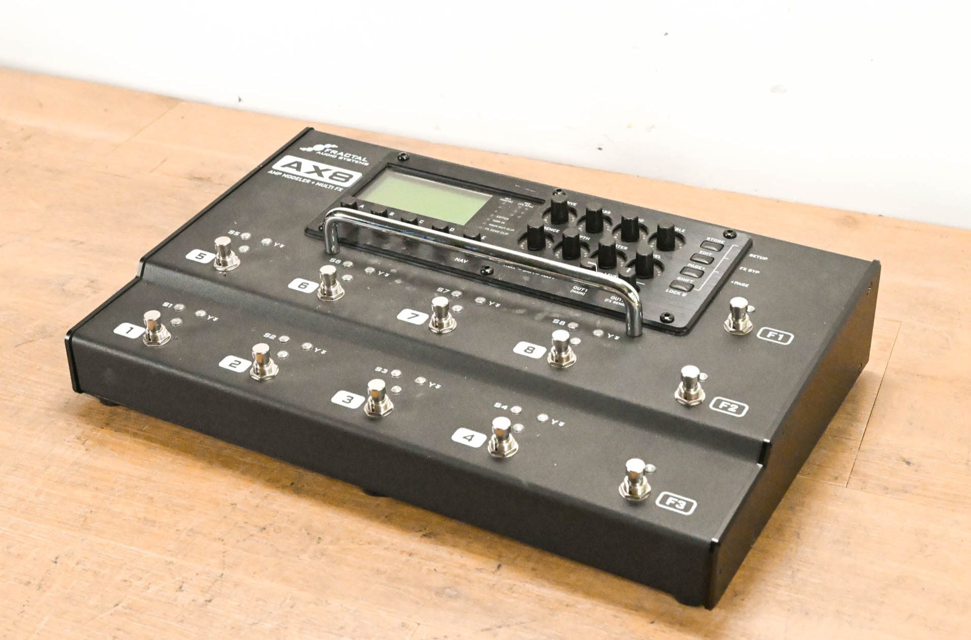 Fractal Audio Systems AX8 Amp Modeler and Multi FX