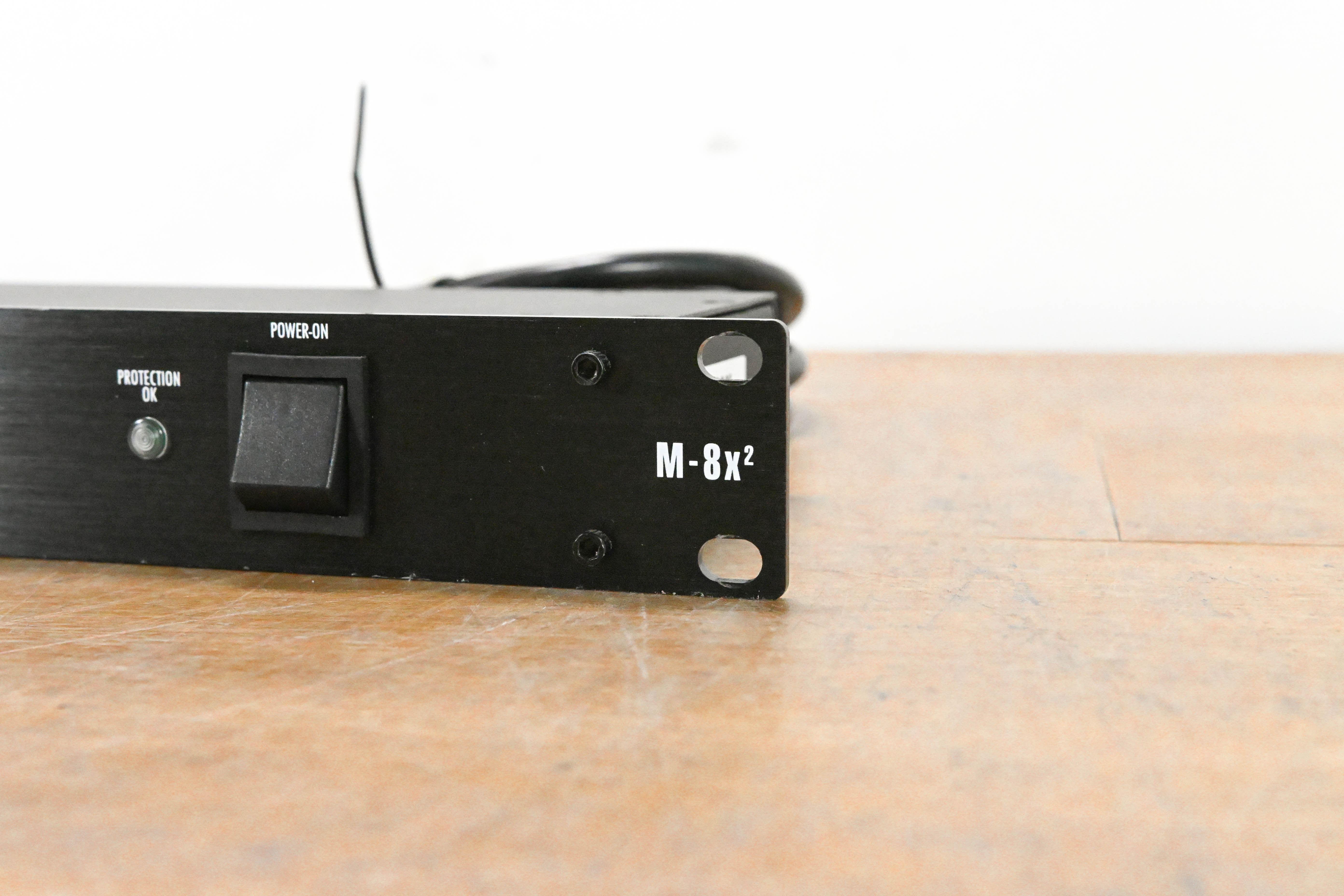 Furman M-8x2 8-Outlet Power Conditioner