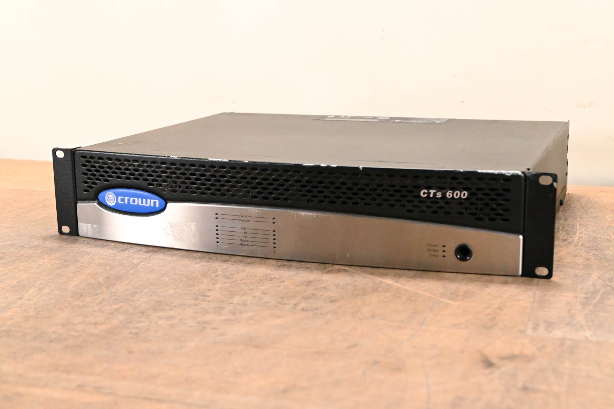 Crown CTs 600 Two-Channel 300W Power Amplifier