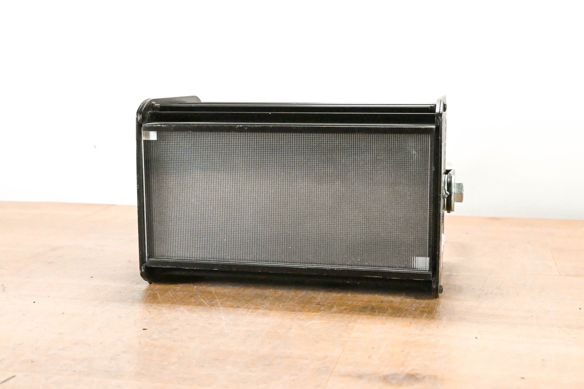 ETC Selador Vivid-R 11-Inch LED Fixture