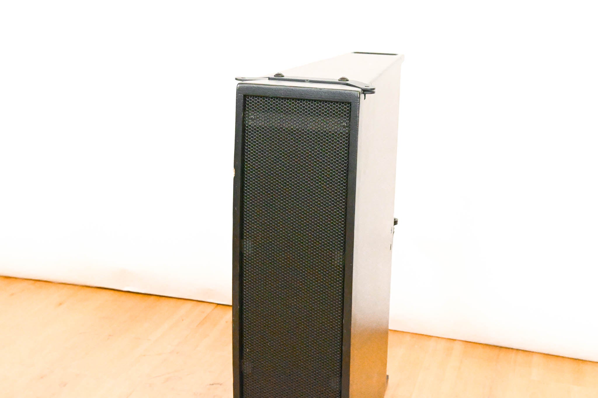 SLS CPA7600 Compact 3-Way Line Array Speaker