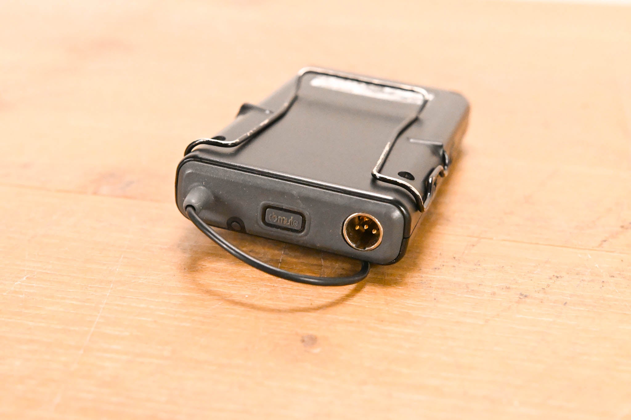 Shure SLX14 Bodypack Wireless System - J3 Band (NO POWER SUPPLY)