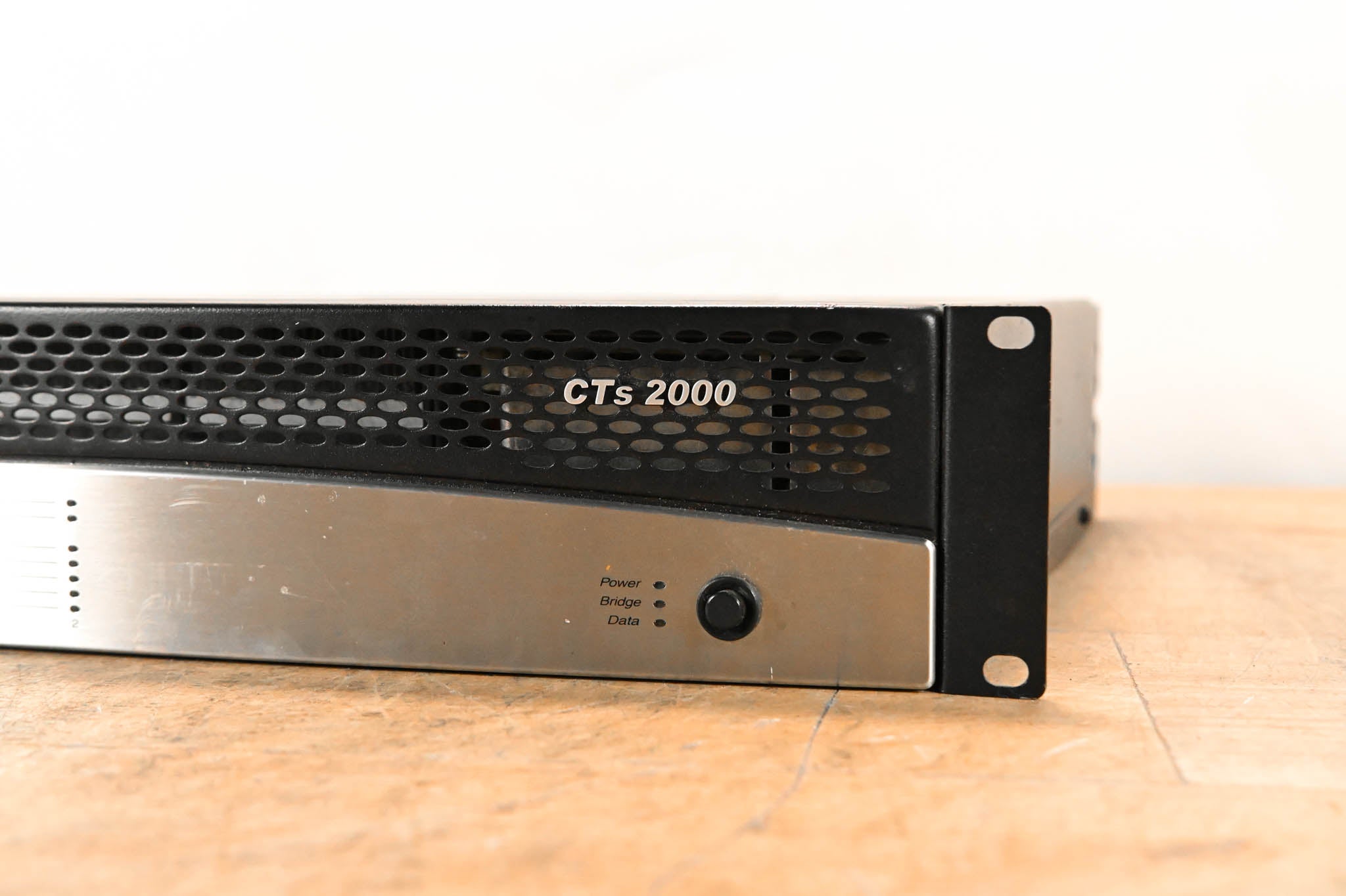 Crown CTs 2000 2-Channel 1000W Power Amplifier