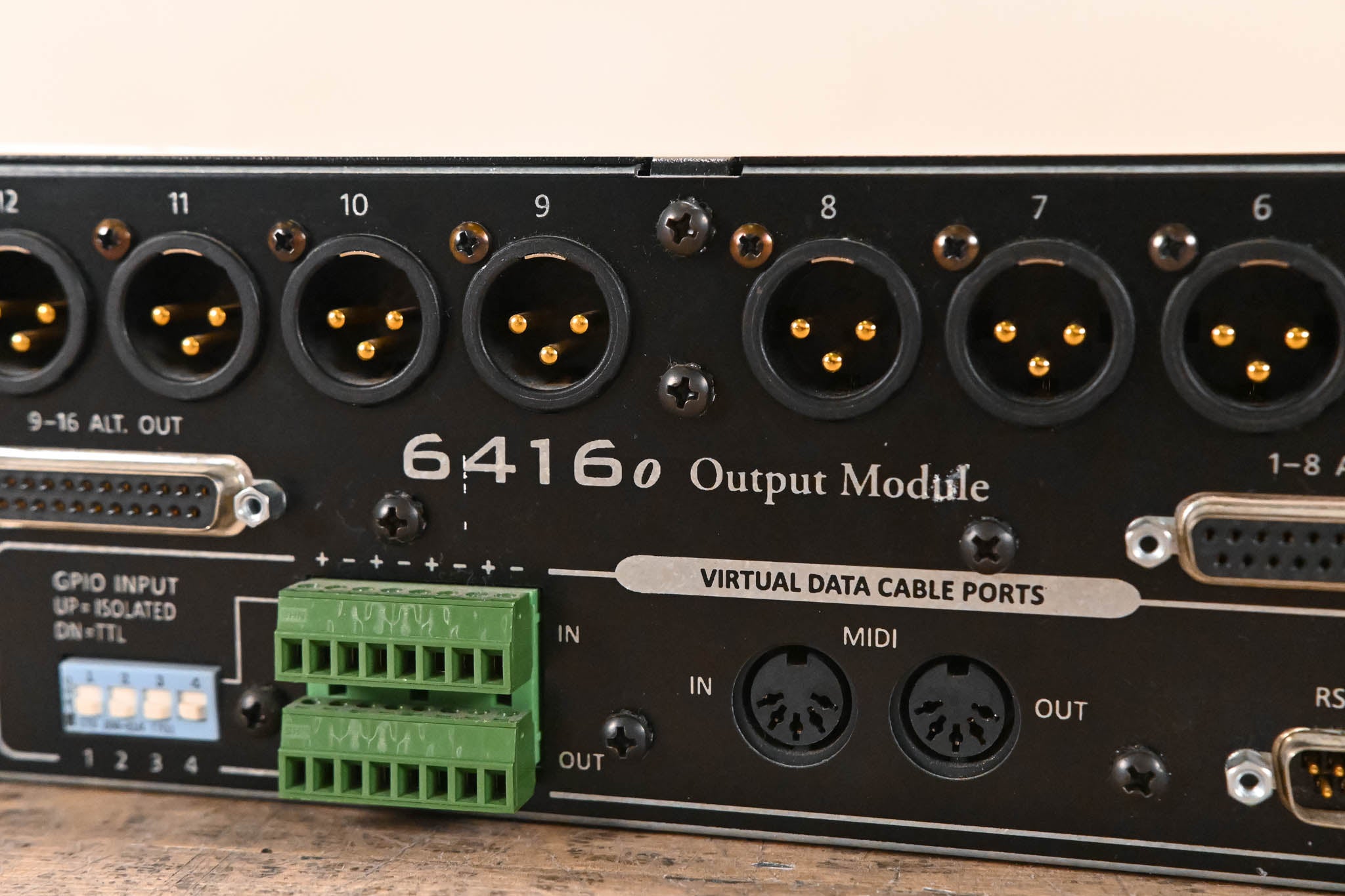 Aviom 6416o Output Module