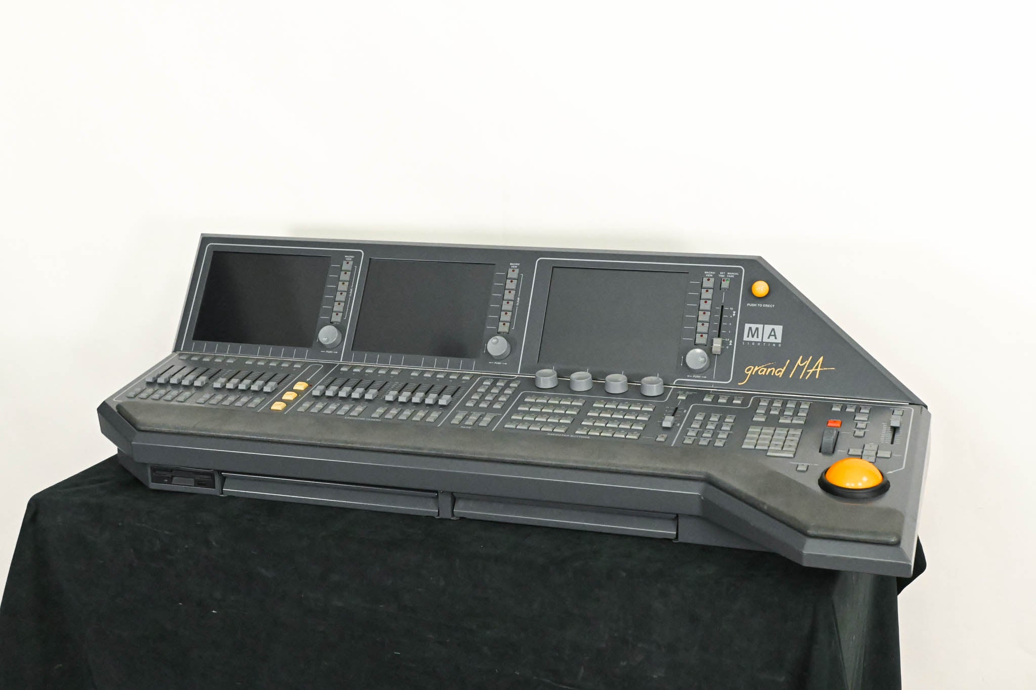 MA Lighting grandMA Lighting Console