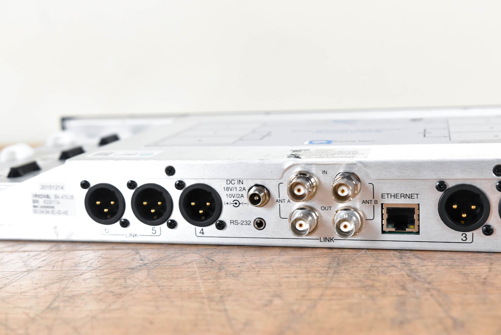 Lectrosonics Venue2 VRM2WBL Receiver with six B1 Modules NO POWER SUPPLY