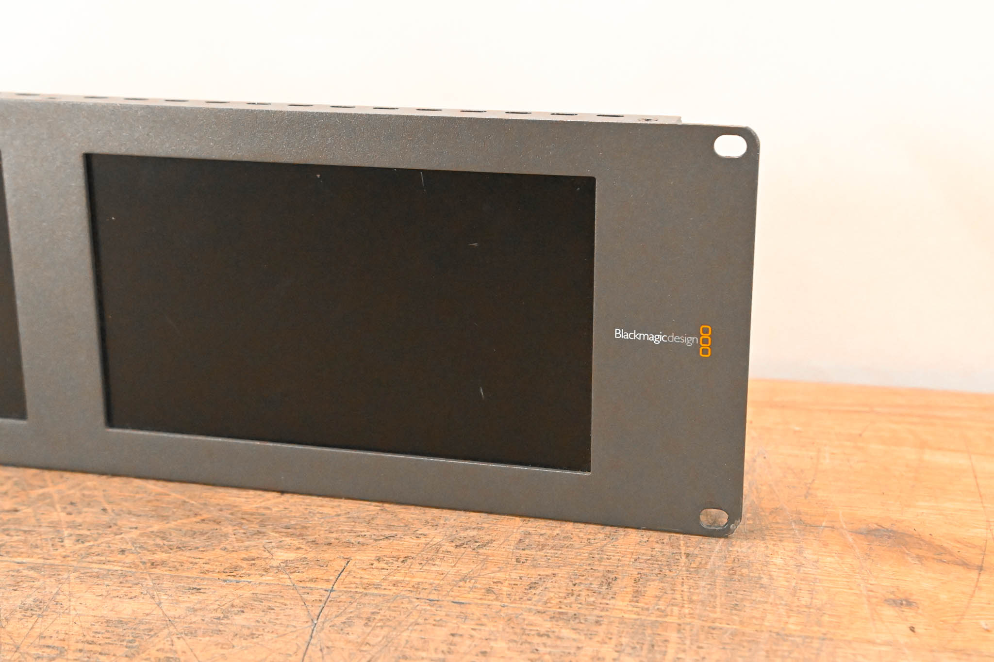Blackmagic Design Smartview Duo Dual 8" LCD Monitors (NO POWER SUPPLY)