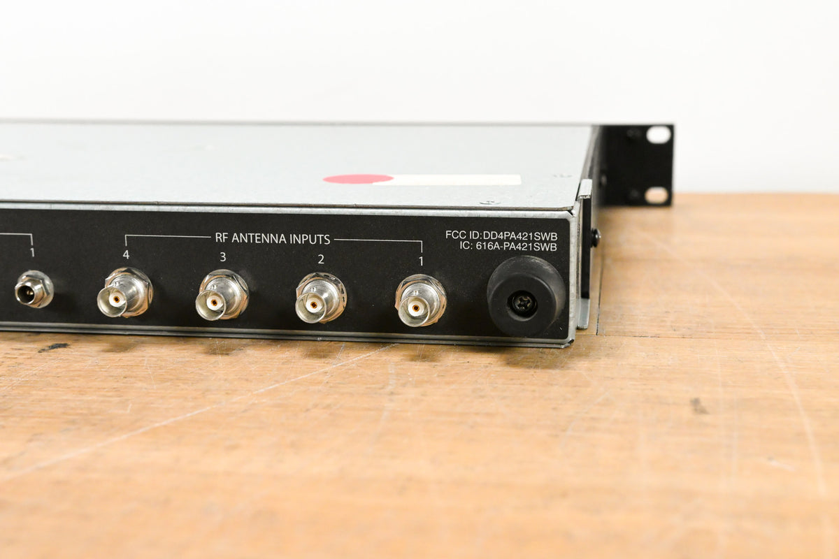 Shure PA421SWB 4-Port Antenna Combiner - 470-952 MHz