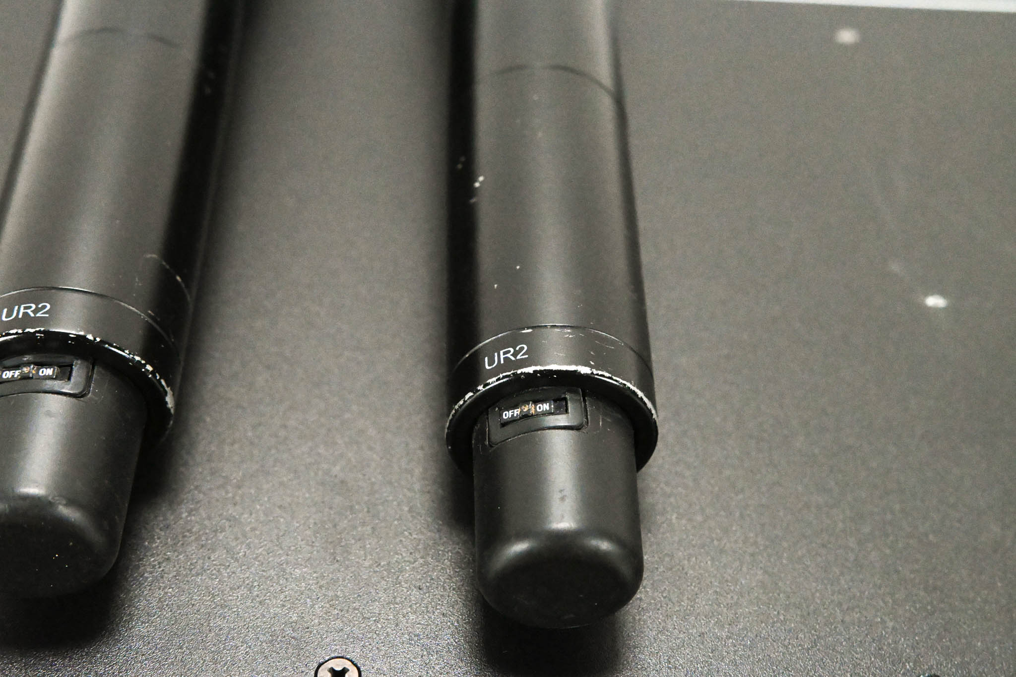 Shure UR4D Wireless Receiver w/ two UR2/SM87A Handheld Transmitters - H4