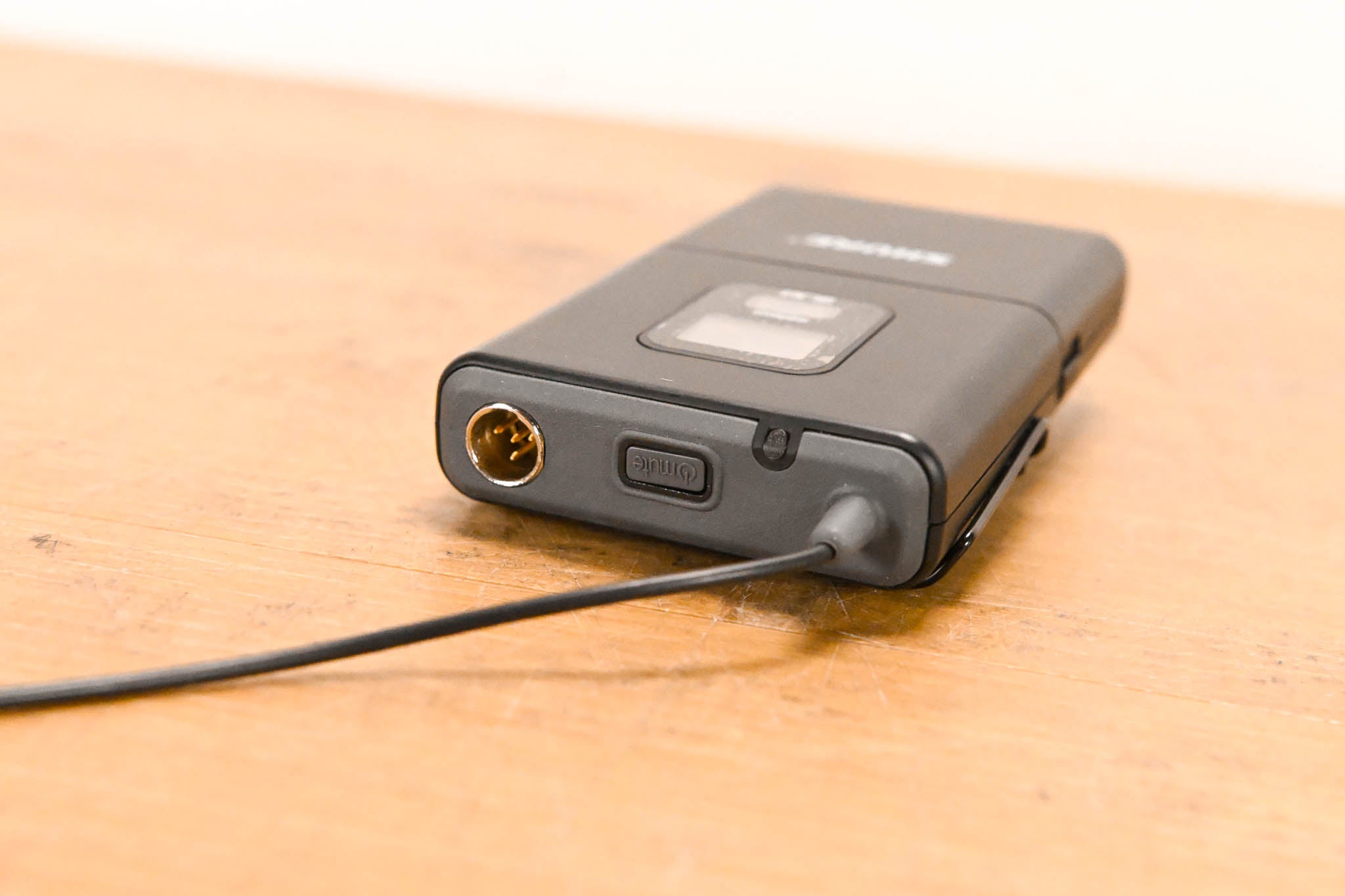 Shure SLX14-H5 Wireless Bodypack System - 518-542 MHz (NO POWER SUPPLY)