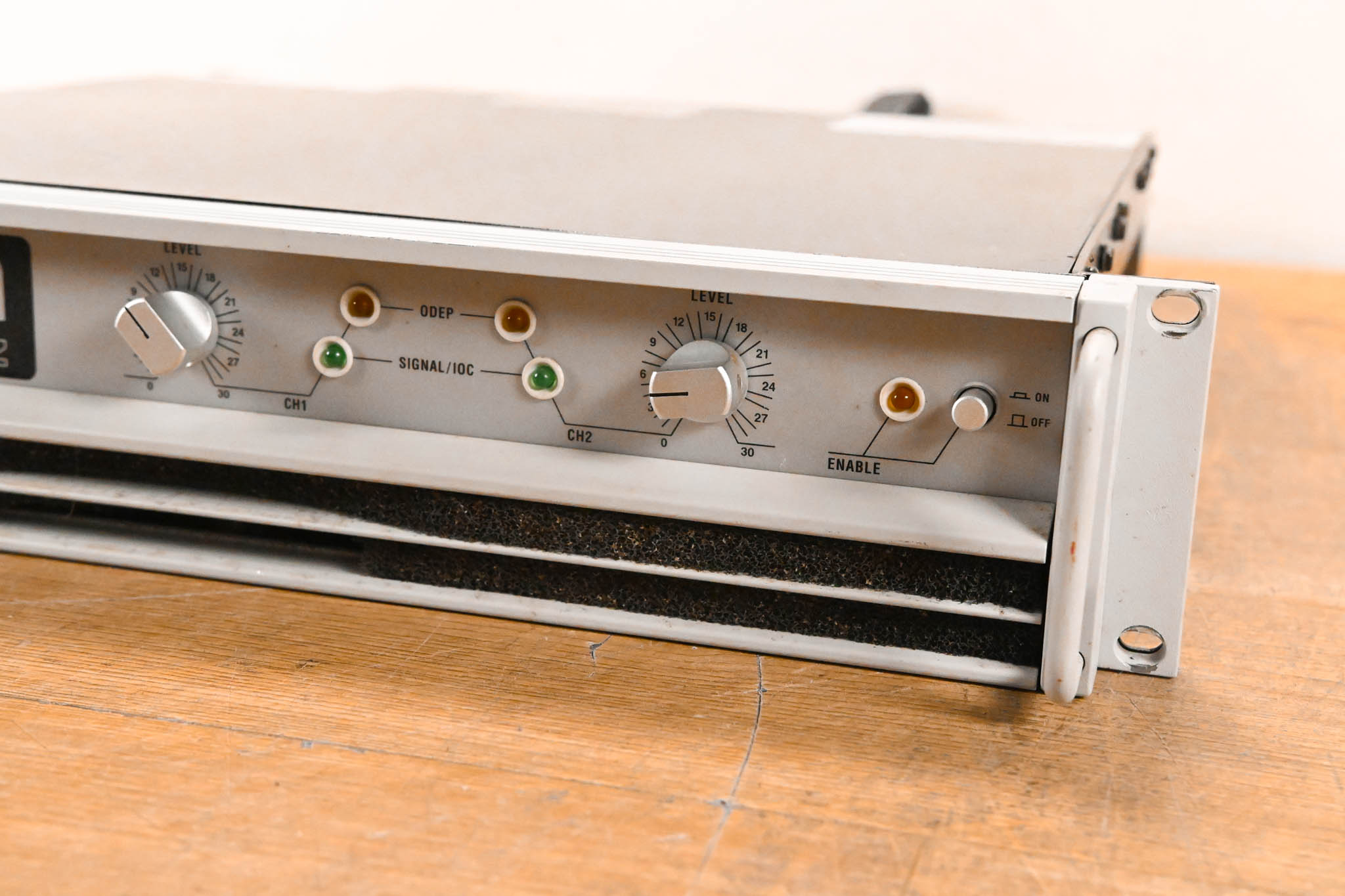 Crown Macro-Tech 3600VZ 2-Channel Power Amplifier