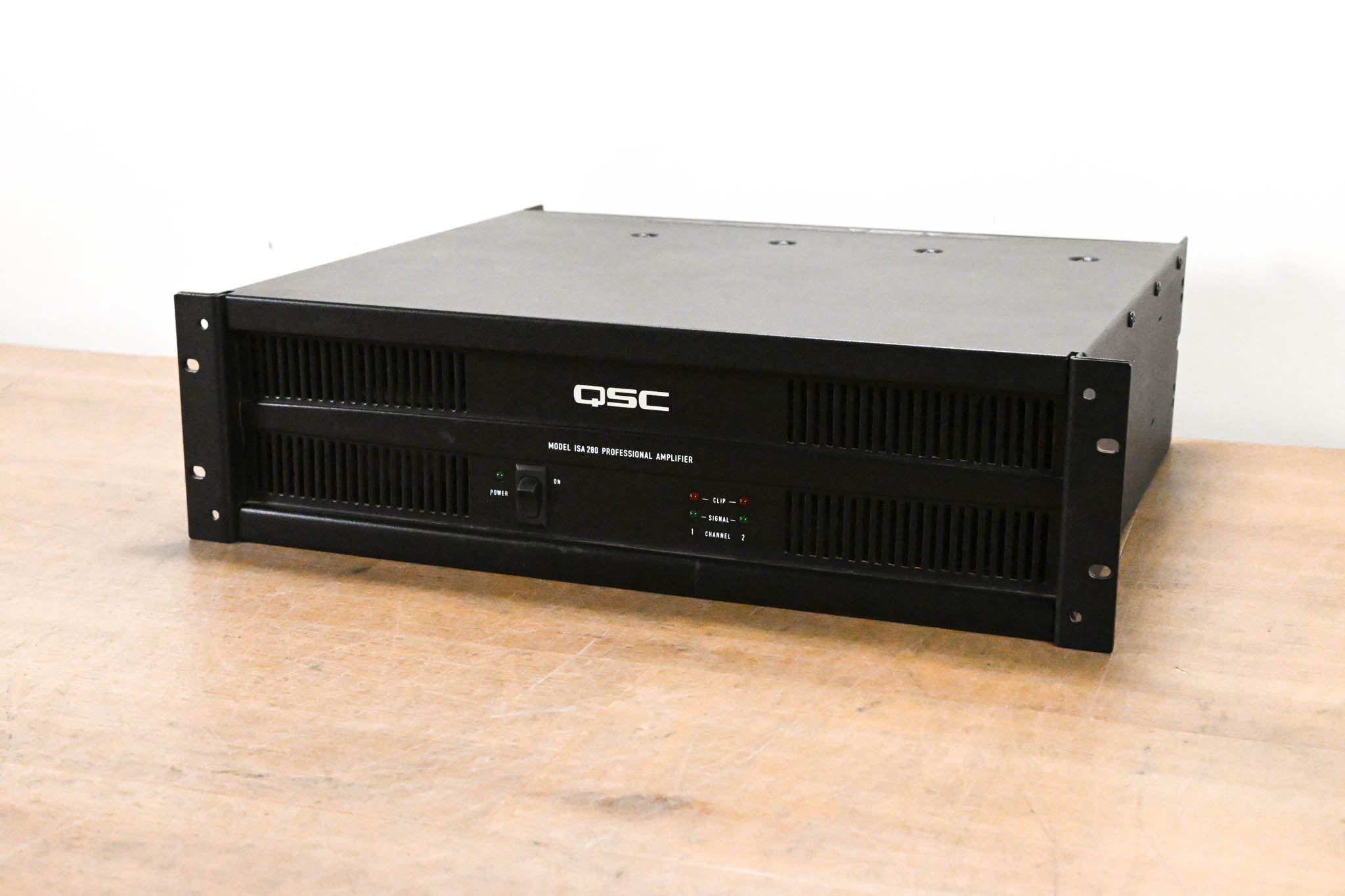 QSC ISA280 2-Channel Installation Power Amplifier