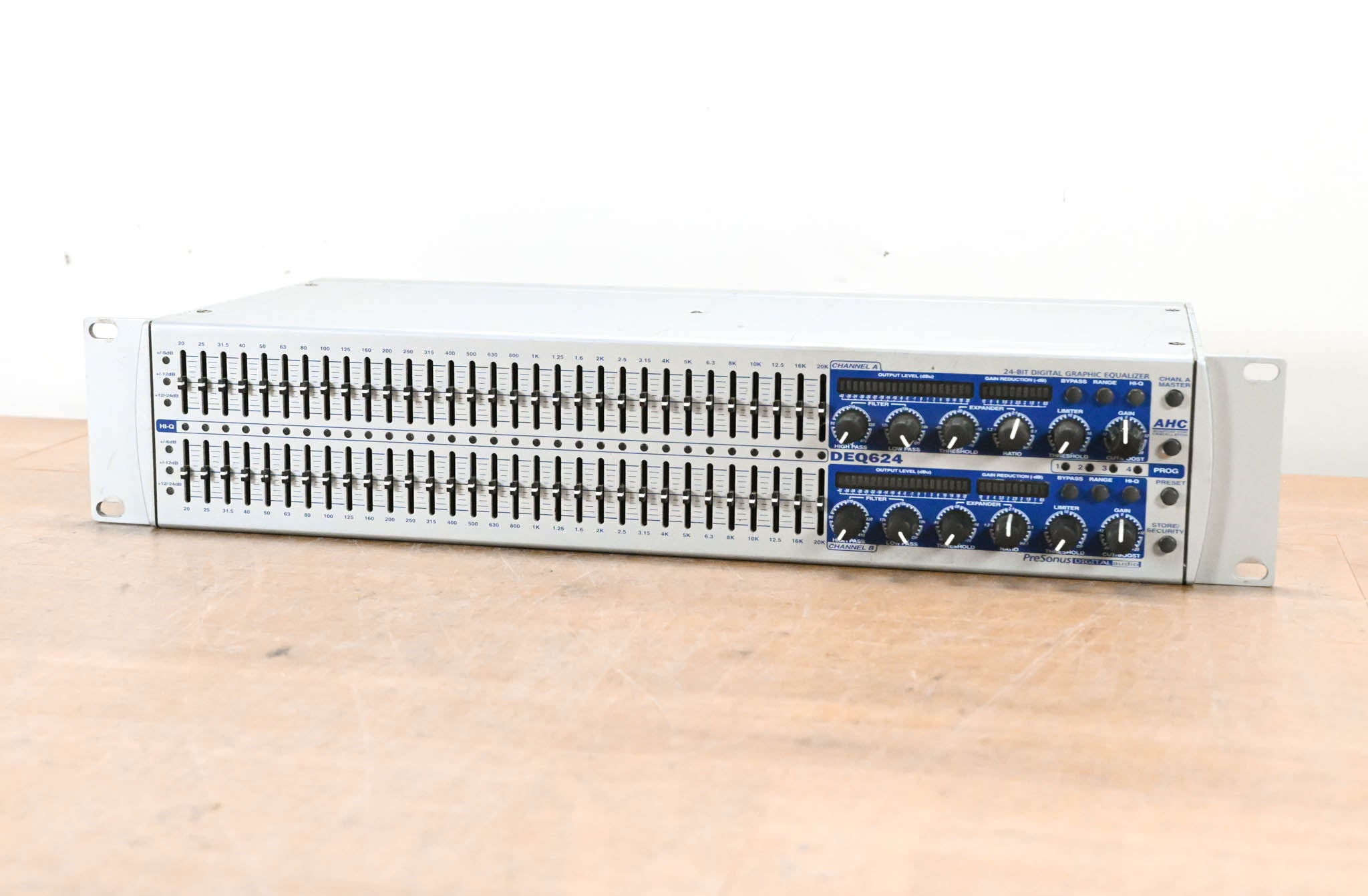 PreSonus DEQ624 24-Bit Digital Stereo 31-Band Graphic Equalizer